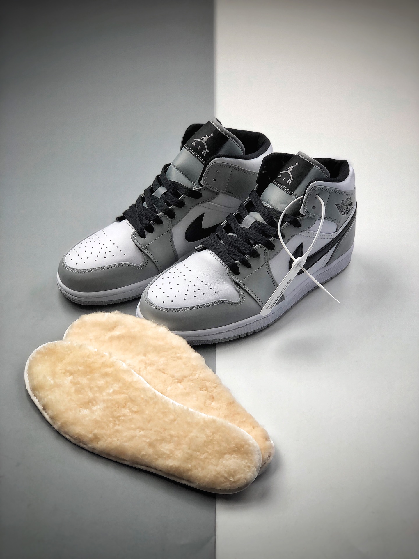 280  （UGG AJ1联名加绒款）Nike Air Jordan 1 MID AJ1乔丹1代中邦 554724-092