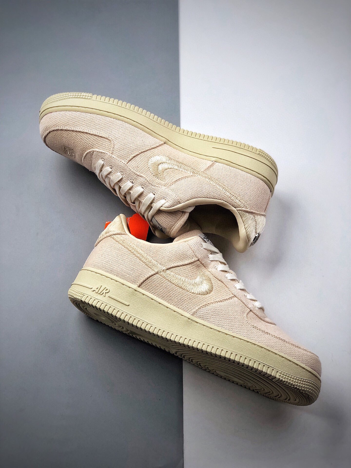 280  公司级Nike Air Force 1 Stussy x Nike Air Force 1 “斯图西联名白”CZ9084-200
