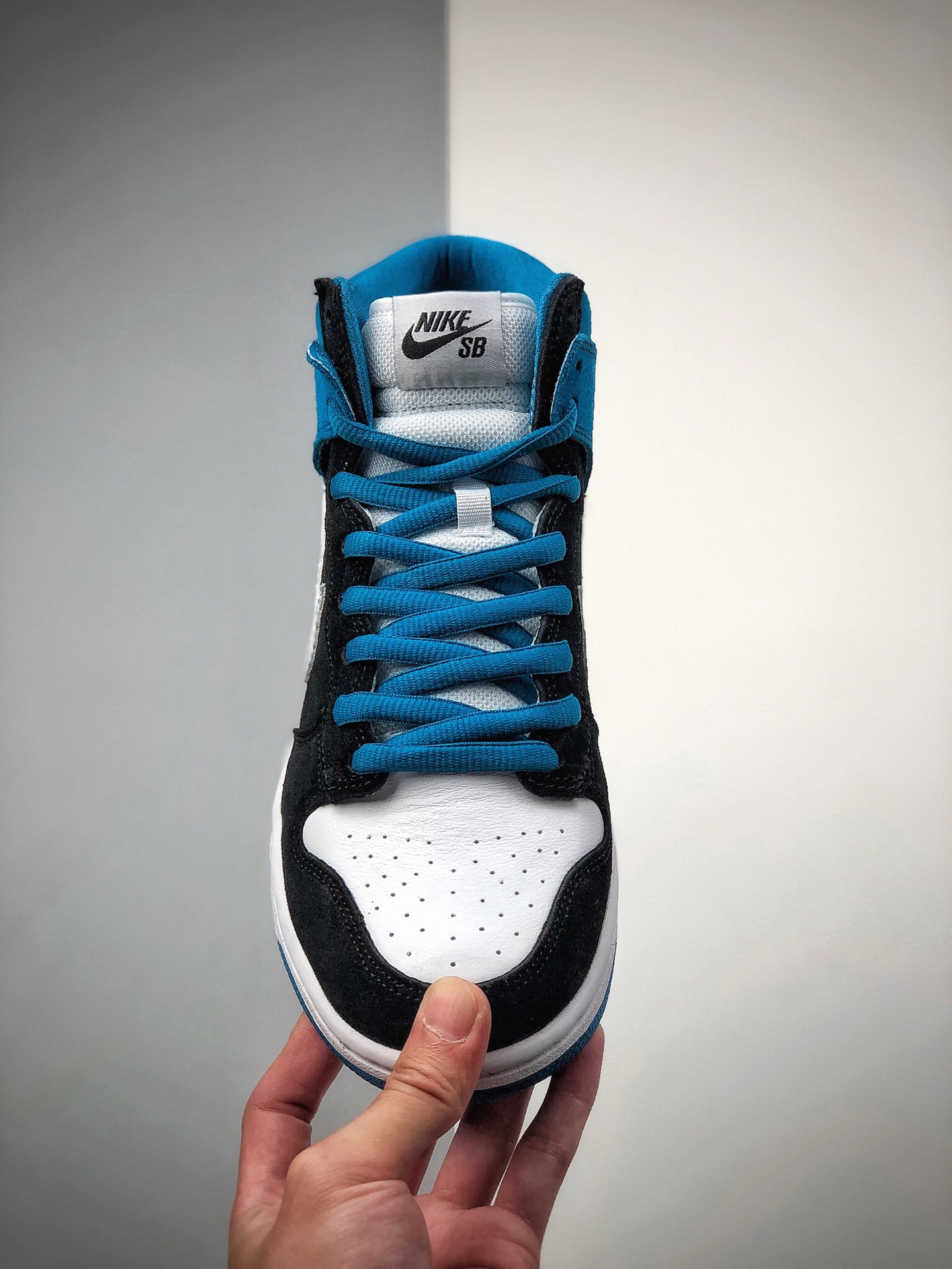 260 耐克sb系列Nike SB Dunk High Pro SB 货号: 305050-014
