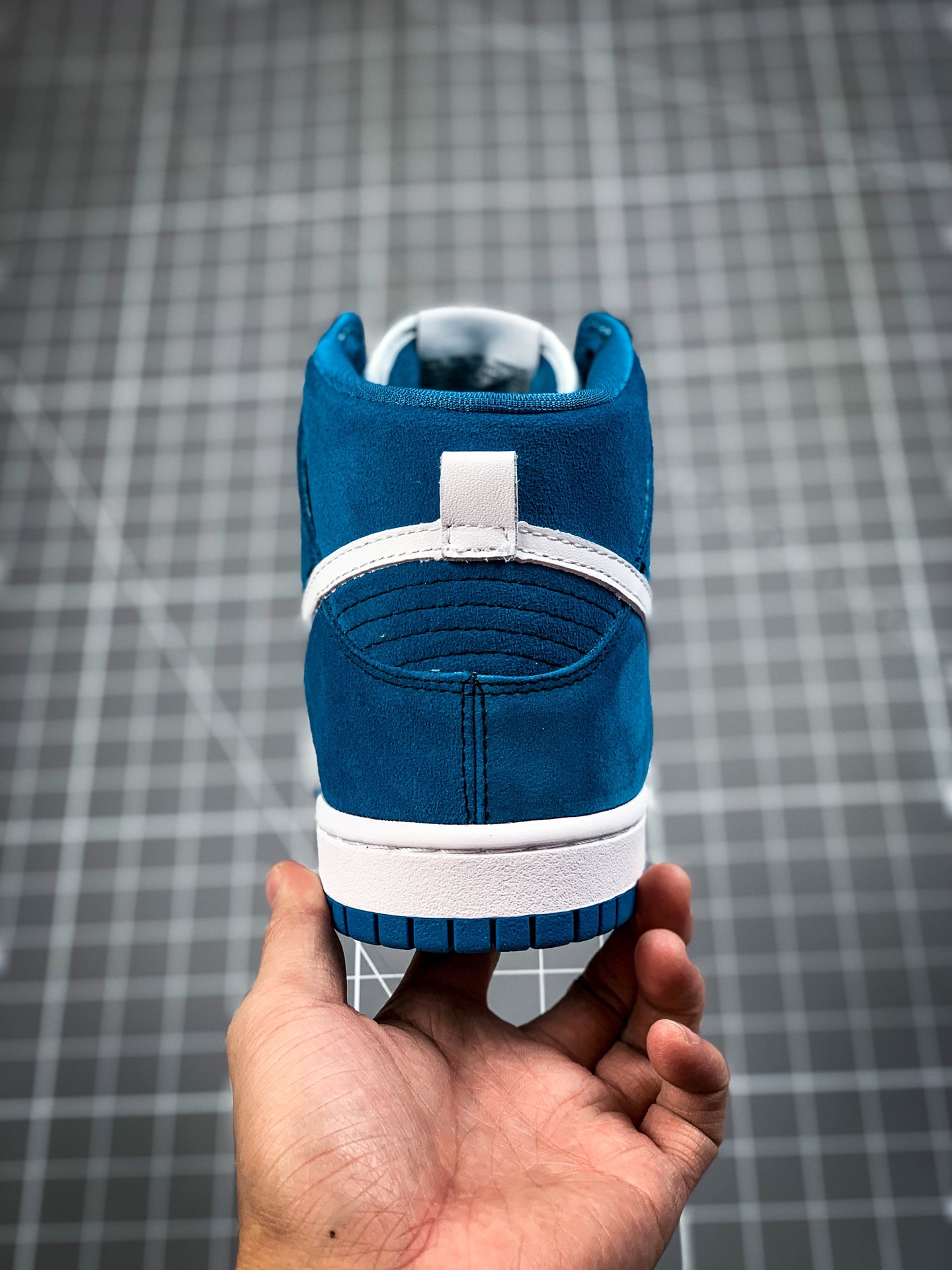 260  Nike SB Zoom Dunk High 高帮运动休闲滑板鞋 305050-014