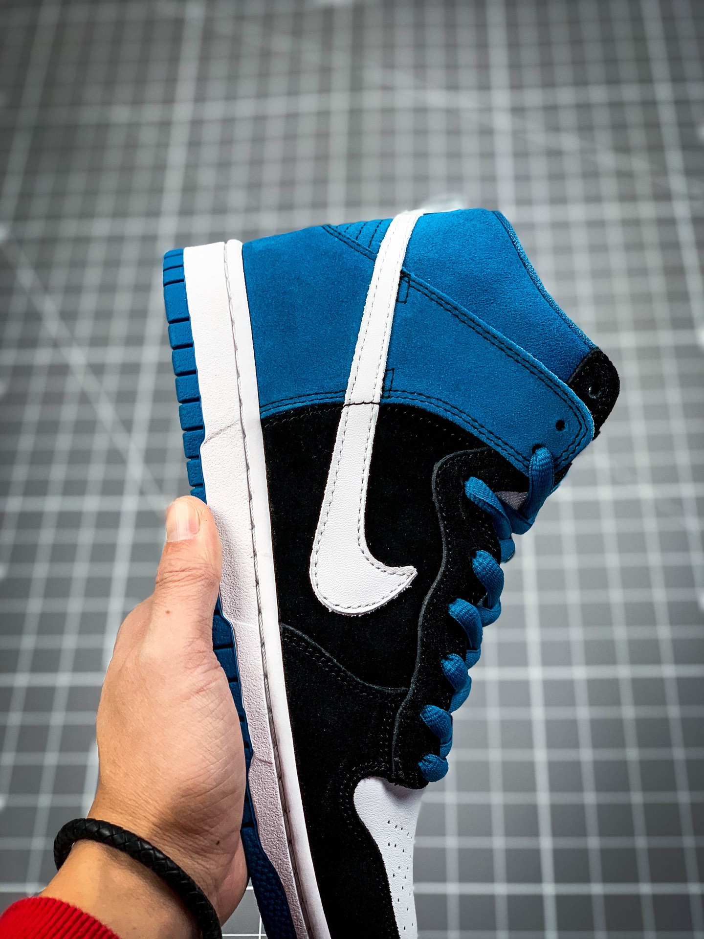 260  Nike SB Zoom Dunk High 高帮运动休闲滑板鞋 305050-014