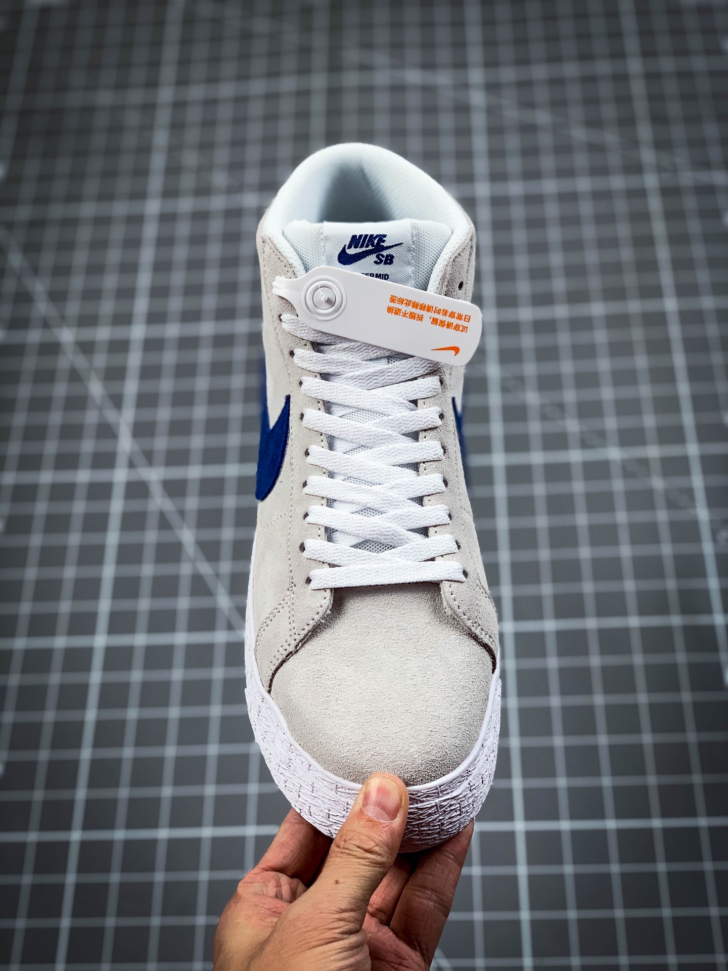 220 公司级#耐克Nike Blazer Mid 灰白/红白 开拓者系列 864349-104