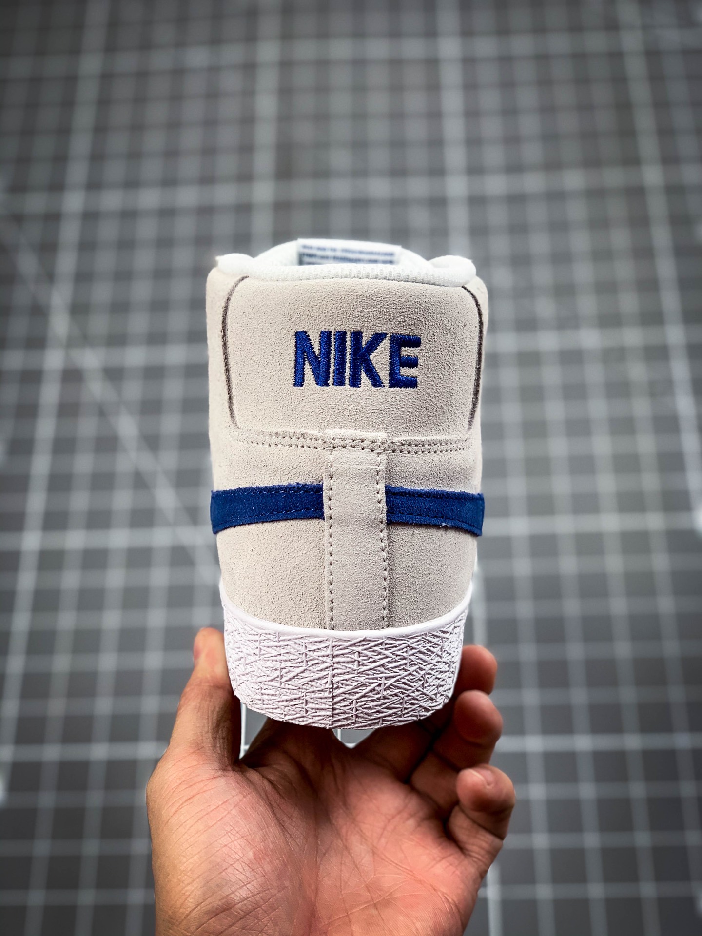 220 公司级#耐克Nike Blazer Mid 灰白/红白 开拓者系列 864349-104