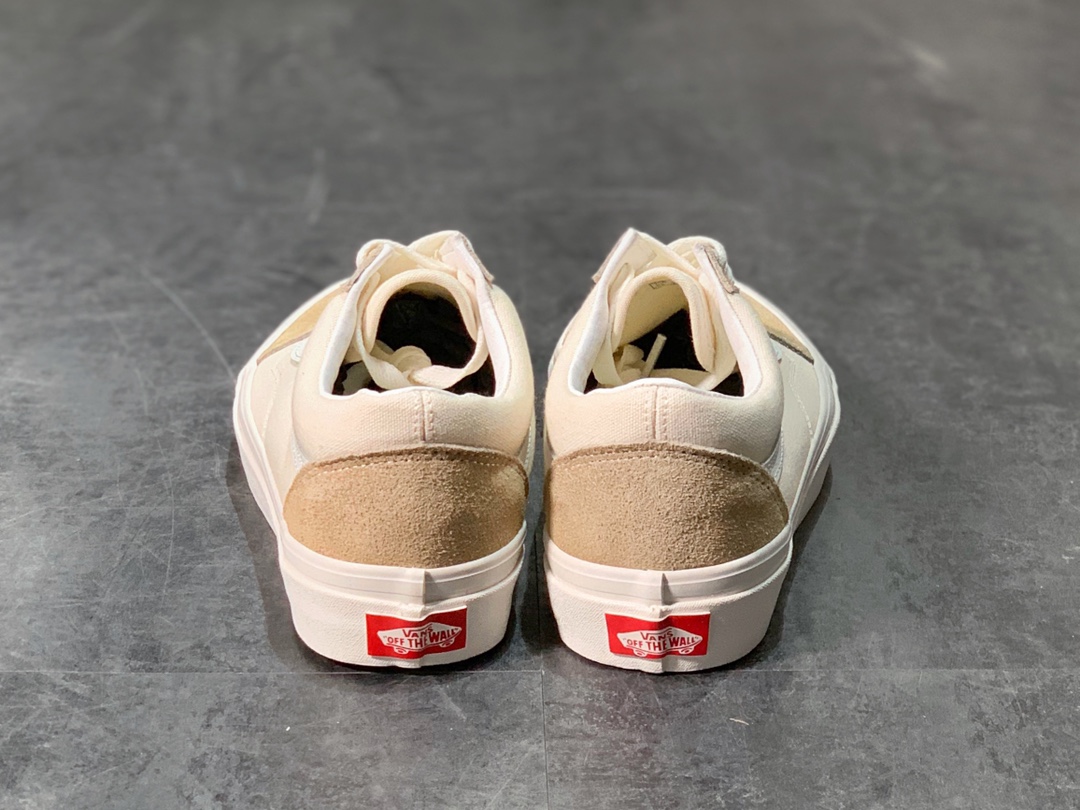 140 Vans Old Skool 限定奶茶色 颜色的基调适合四季穿搭 非常百搭