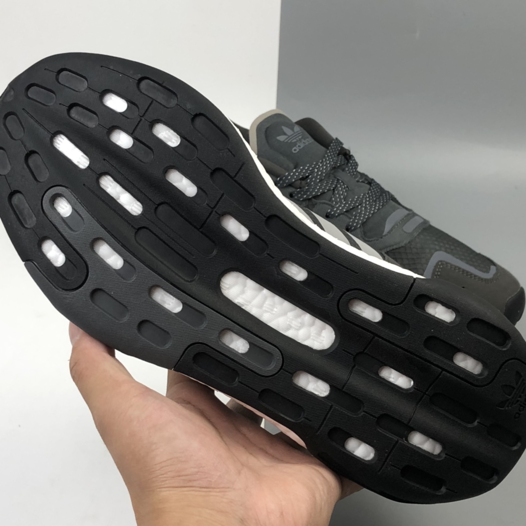 220 Adidas Originals 2020 Day Jogger Boost 三叶草2020版慢跑者系列高弹复古休闲运动跑鞋 夜行者二代 FW3019