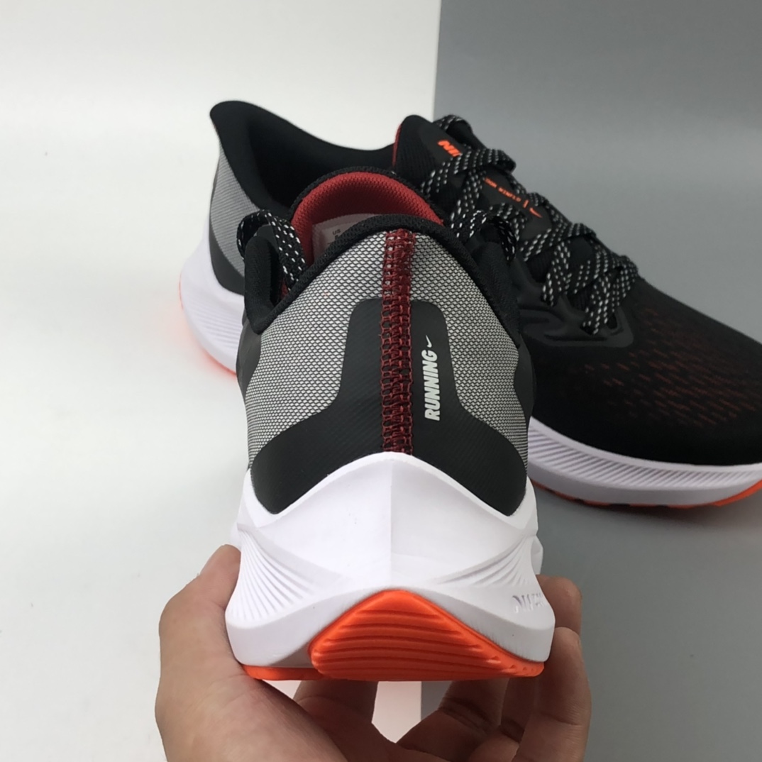 170 Nike Zoom Winflo 7 登月新款运动休闲缓震跑步鞋 CJ0291-011
