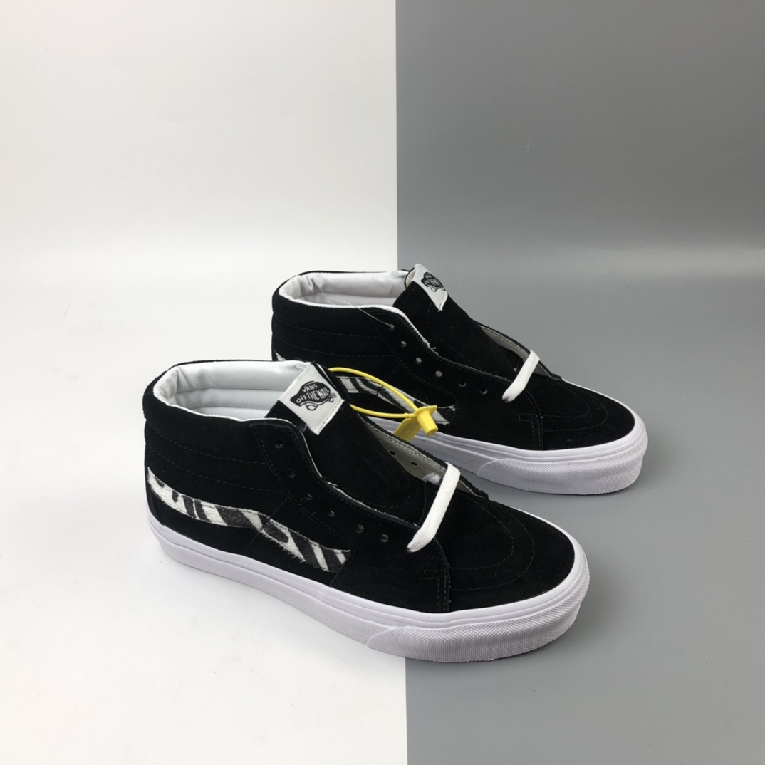 160 Vans Sk8-Mid 斑马仿皮毛高质感中帮休闲麂皮板鞋 VN0A3WM3034