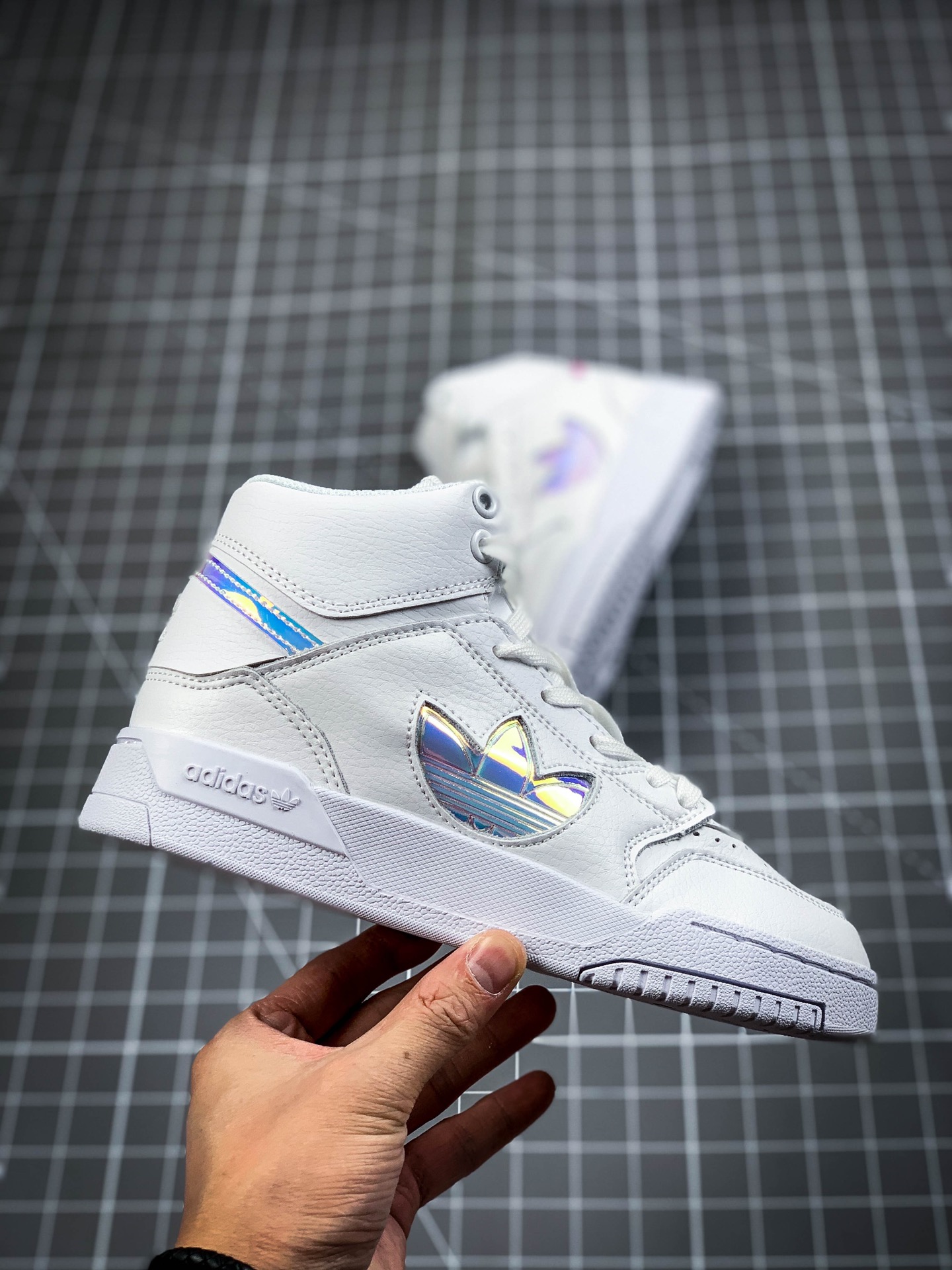 230  阿迪达斯 三叶草新品adidas Originals Drop Step LX撤步系列中帮休闲运动百搭板鞋 FZ3633