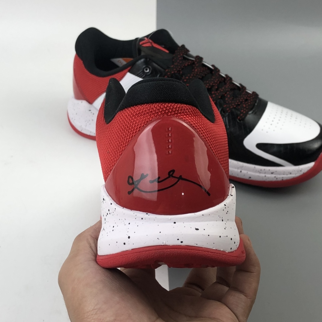 250 Nike Zoom Kobe 5 Wolf Grey 科比5专业实战球篮鞋 386429-100