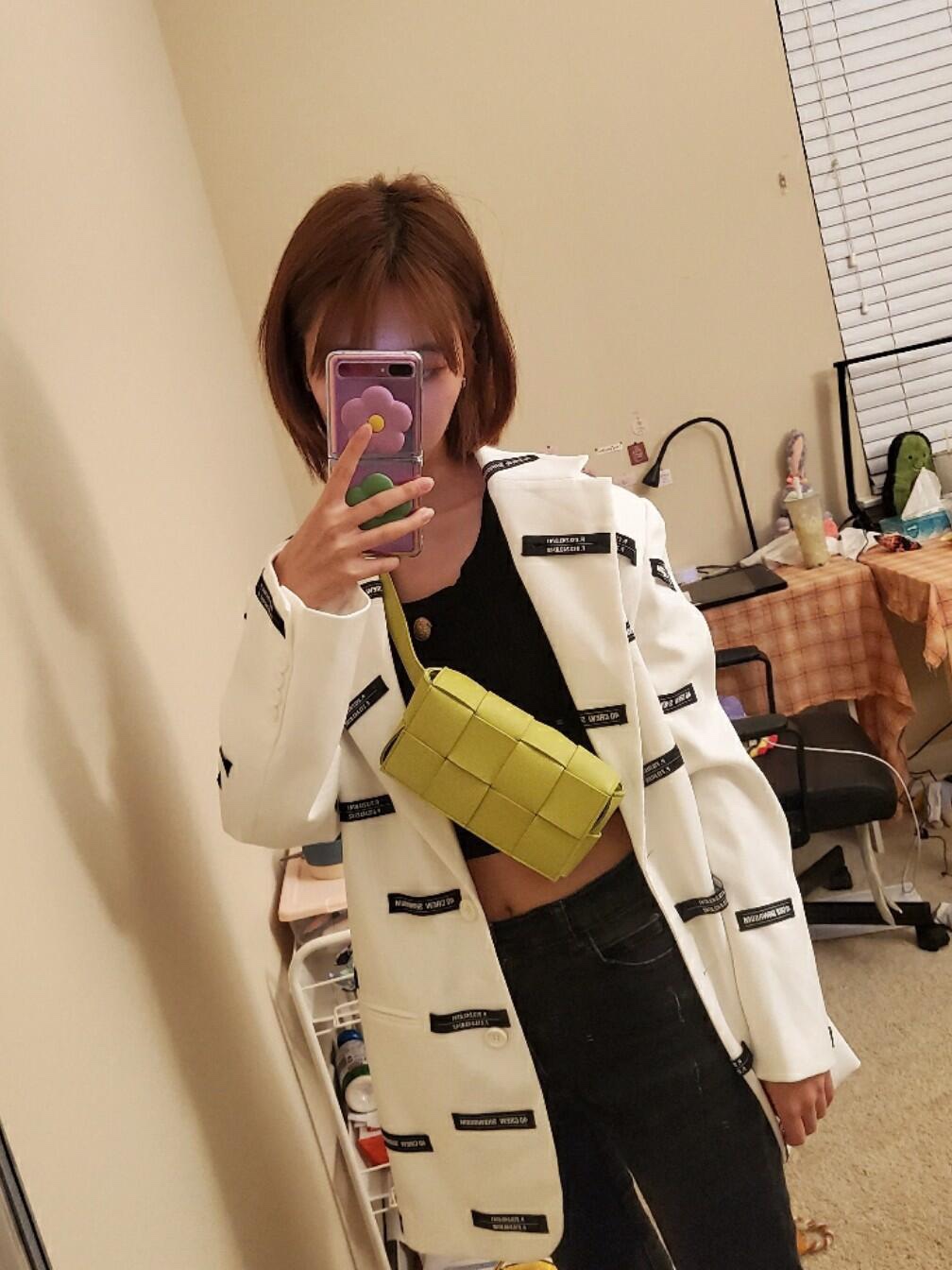 Bottega Veneta葆蝶家  The Belt Cassttte腰包 639367奇异果色