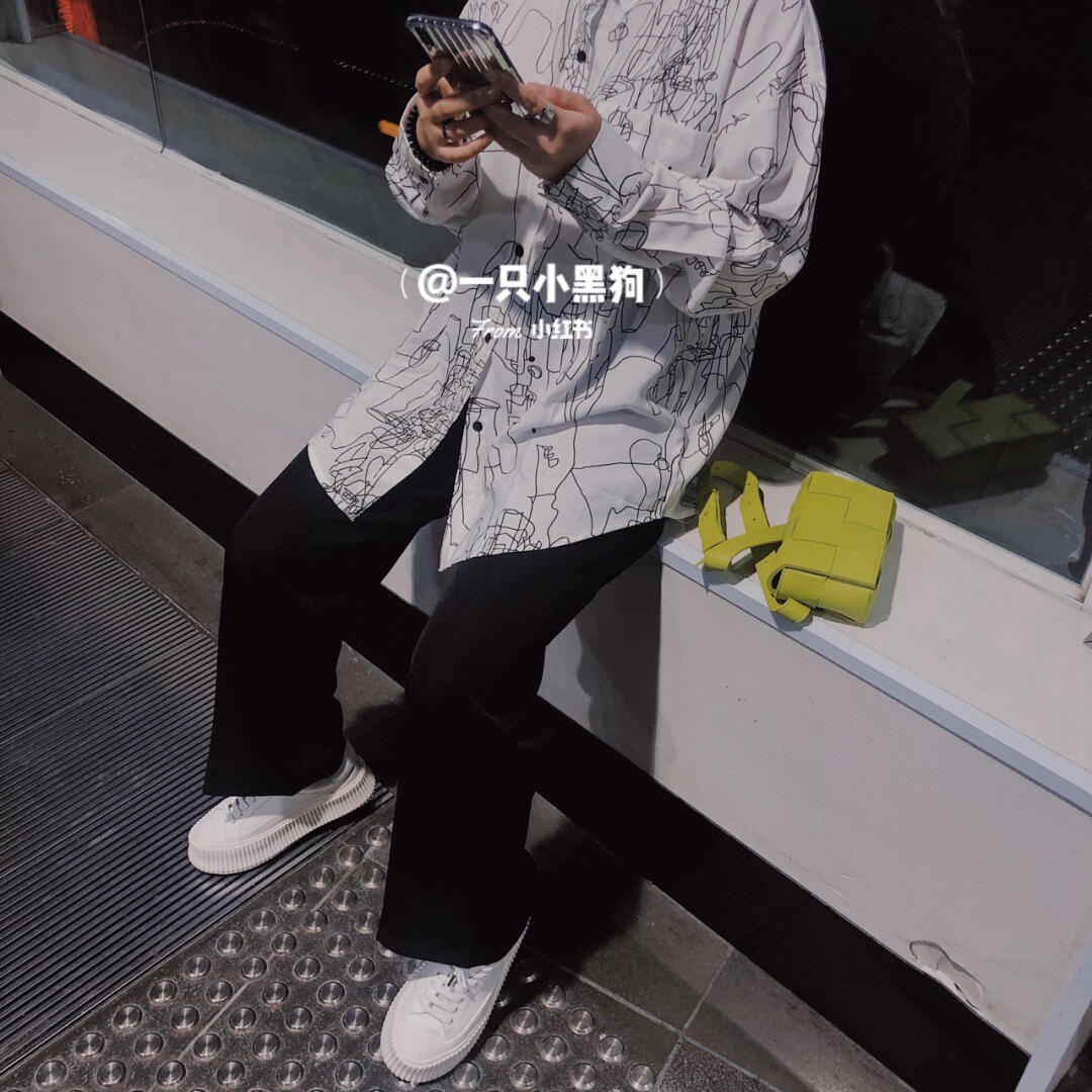 Bottega Veneta葆蝶家  The Belt Cassttte腰包 639367奇异果色