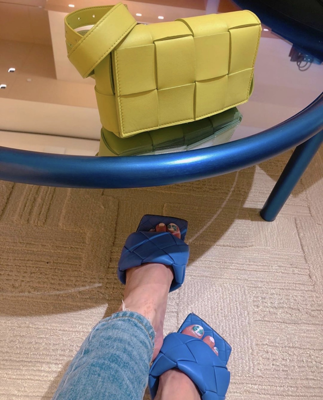 Bottega Veneta葆蝶家  The Belt Cassttte腰包 639367奇异果色