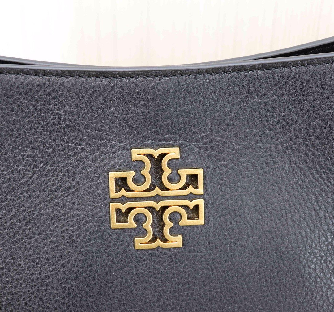 Tory Burch TB 73503 新款托特包双T 镂空logo荔枝纹头层牛皮 单肩包，尺寸长29*宽12*高23