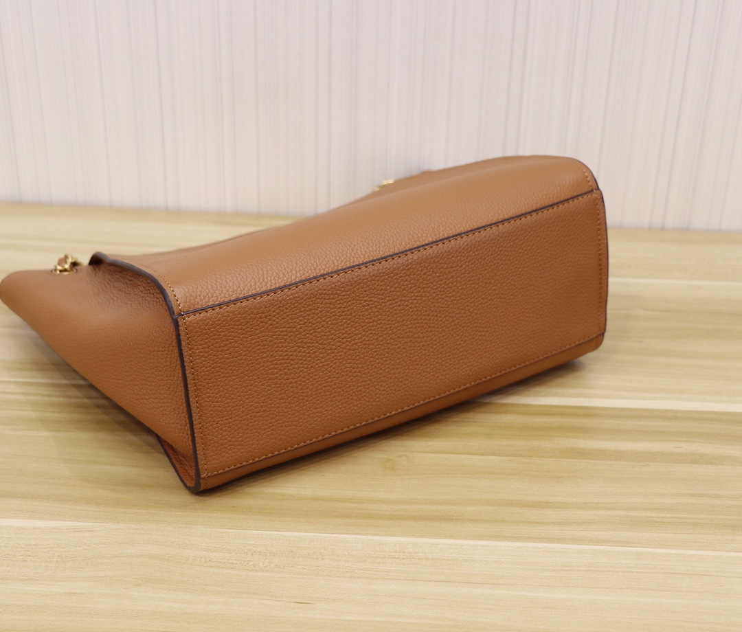 Tory Burch TB 73503 新款托特包双T 镂空logo荔枝纹头层牛皮 单肩包，尺寸长29*宽12*高23