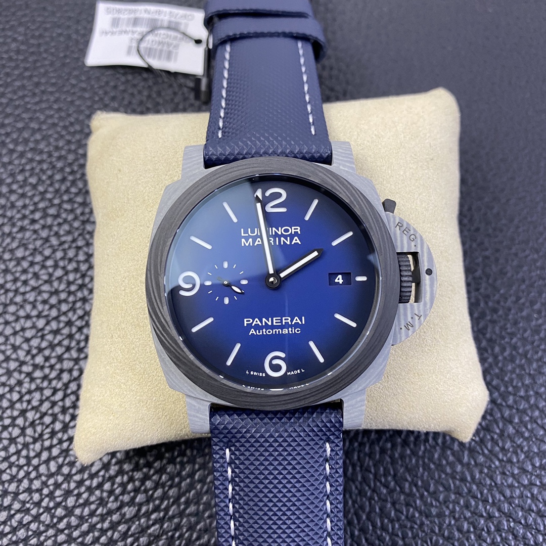 Panerai Blue VS