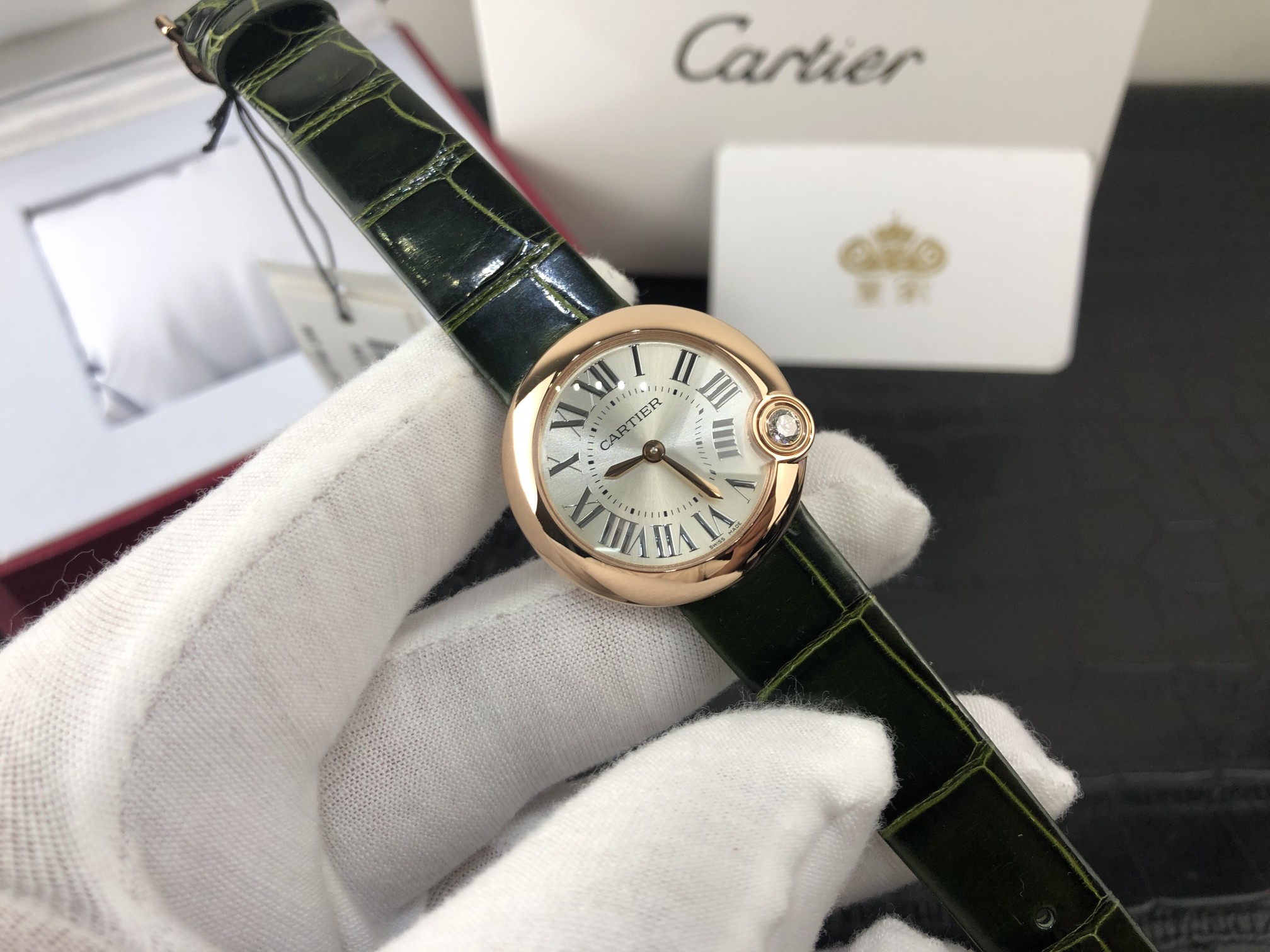 Cartier 皇家 卡地亚白气球系列女表