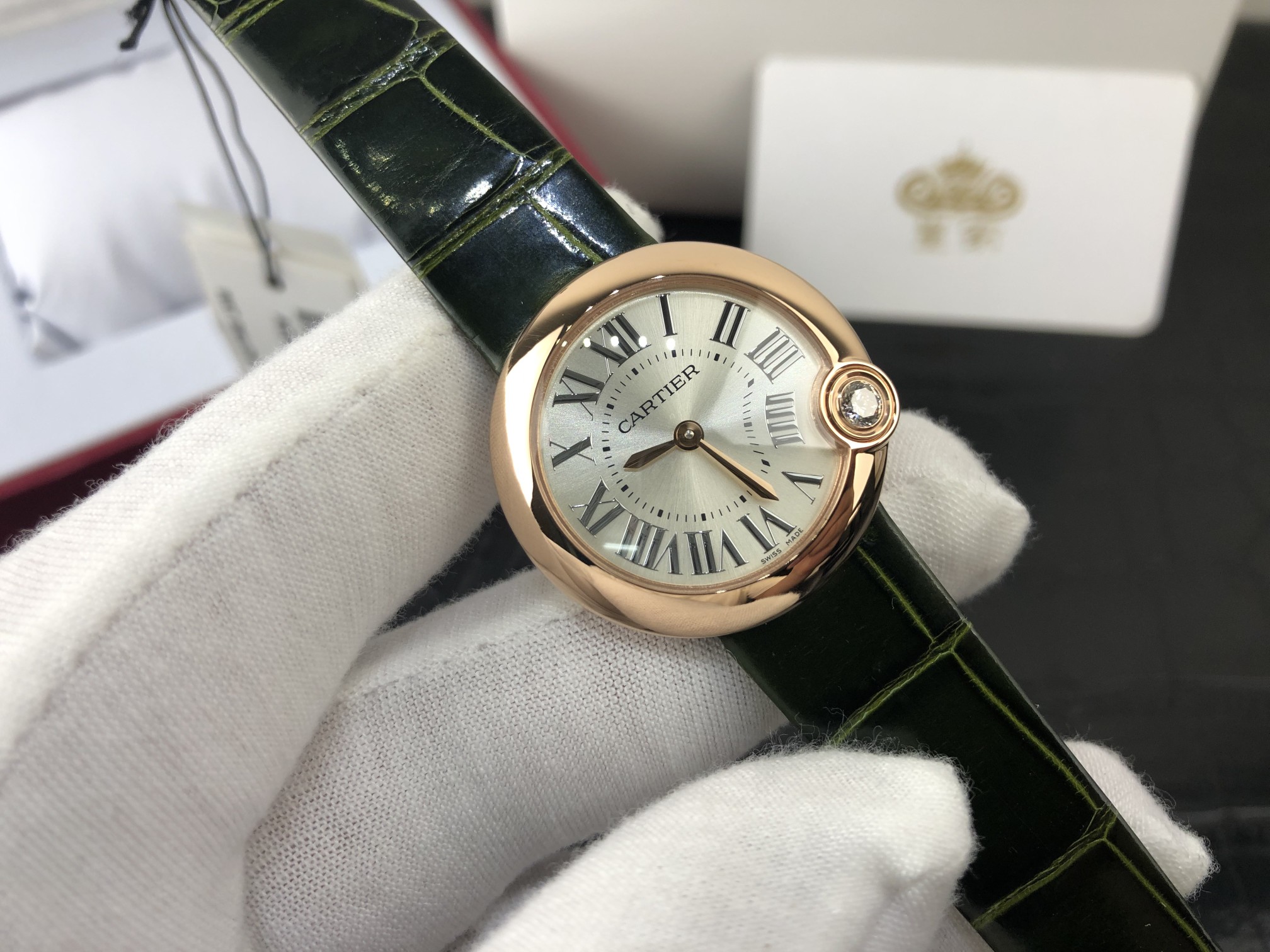 Cartier 皇家 卡地亚白气球系列女表