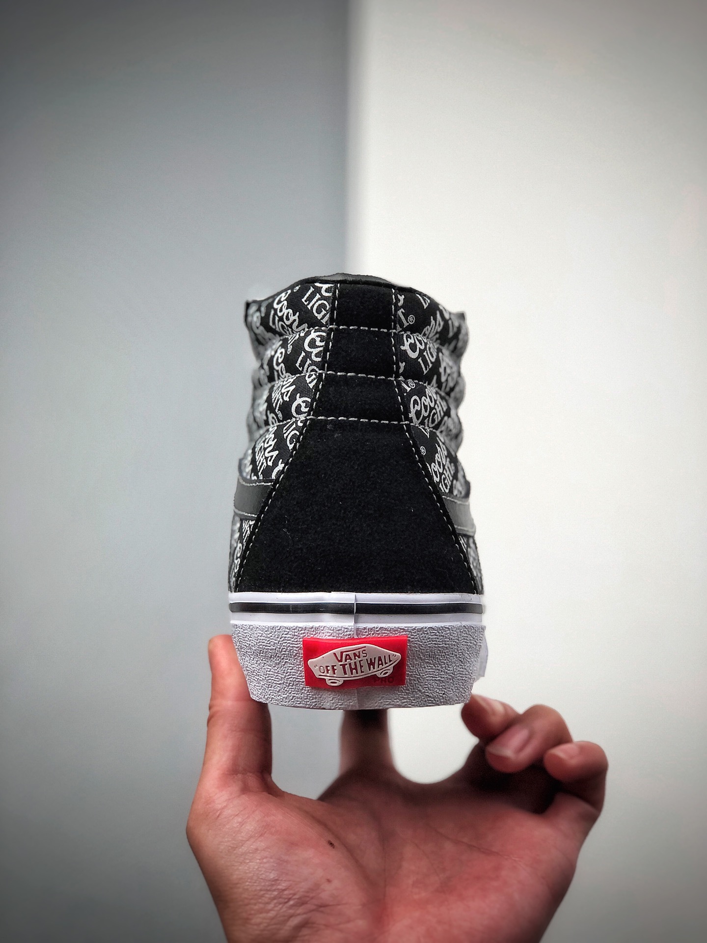 150  银子弹啤酒Coors Light x Vans Sk8_Hi Pro专业滑板联名鞋