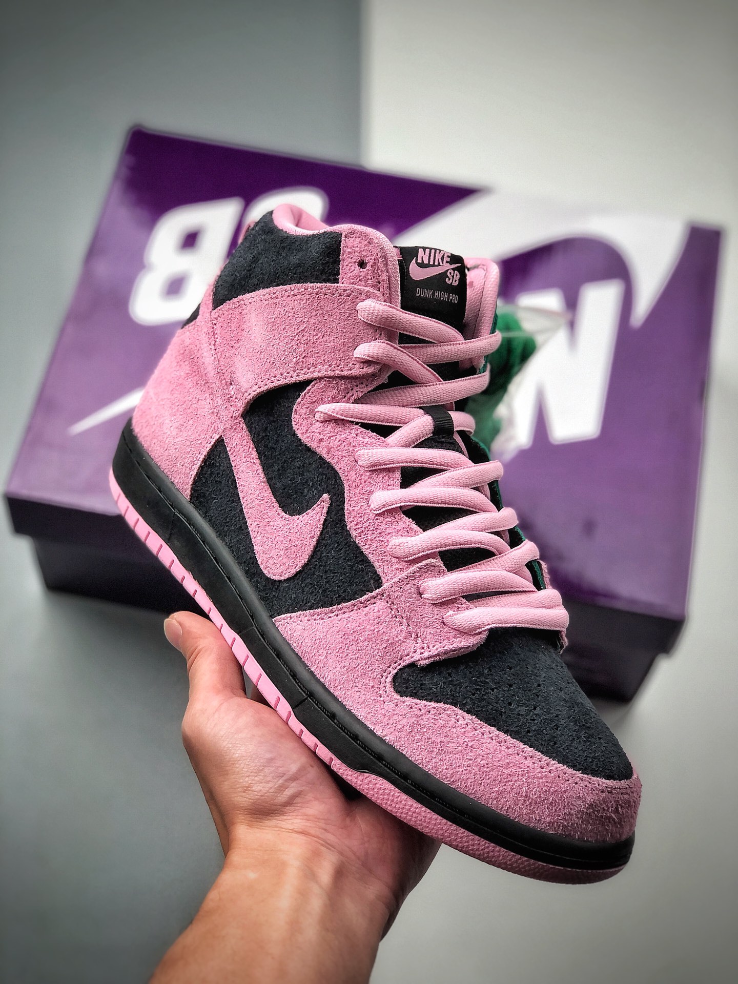 380  Nike SB Dunk High Pro Prm ” Invert Celtics ”  黑粉绿 高帮运动休闲板鞋  货号：CU7349-001