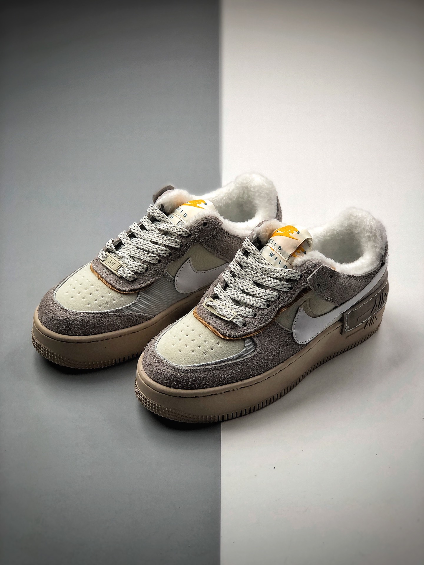 220  空军一号厚底板鞋 解构风格 冬季加绒款 Air Force 1 SHADOW 时尚休闲运动板鞋  货号：DC5270-016