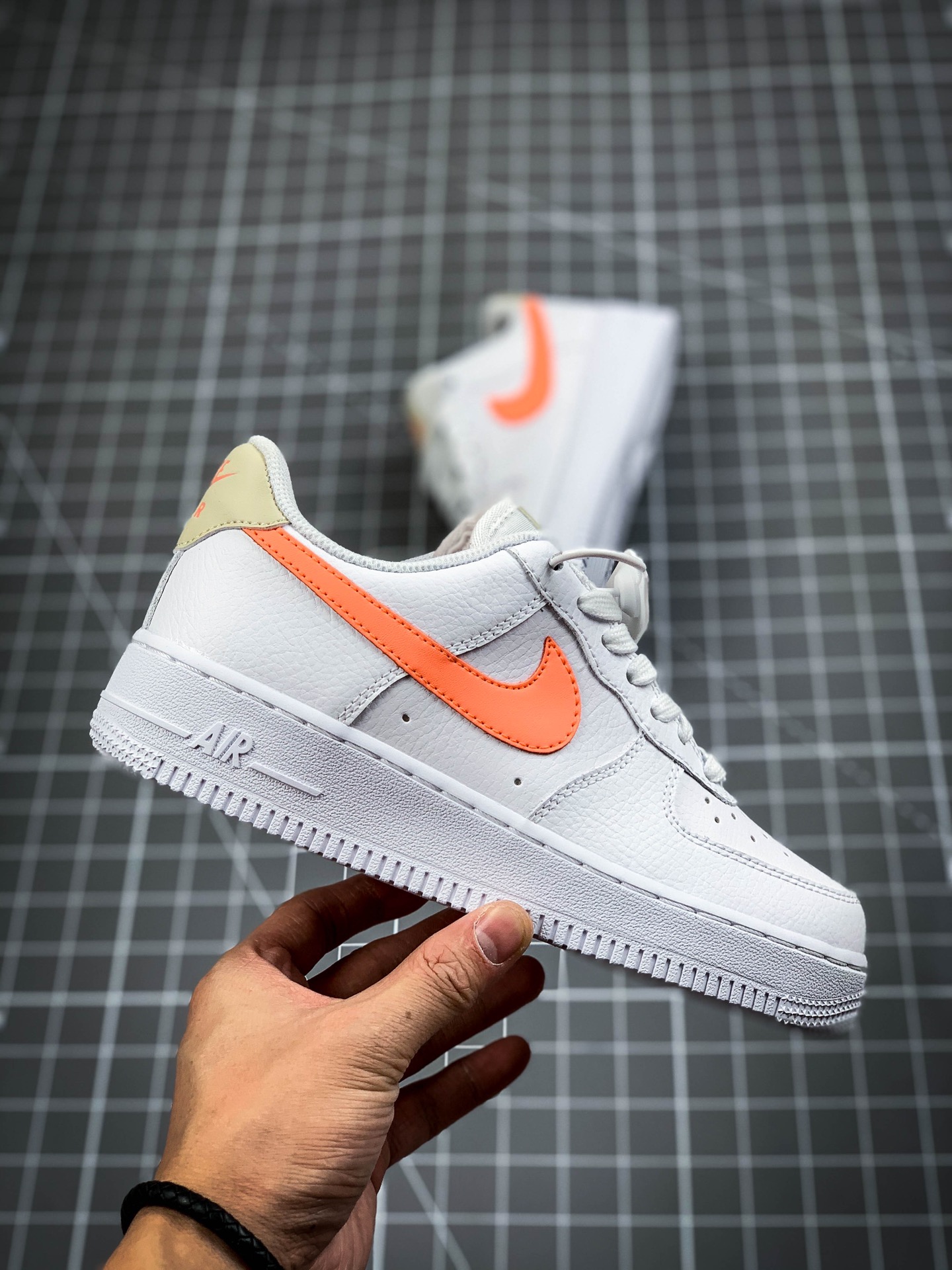 200 公司级Wmns Air Force 1 'O7 'White Atomic Pink' 桃子空军一号 315115-157