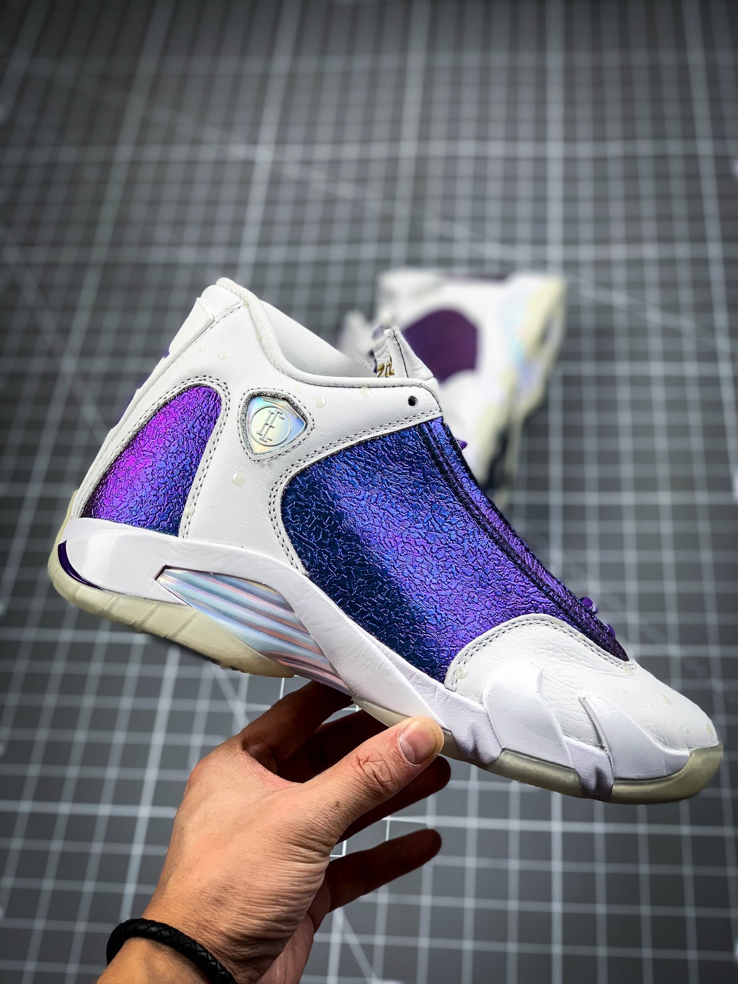 550 乔丹/Air Jordan  aj14 AJ14 乔丹14代 乔丹14 乔14 Air Jordan 14 “Hyper Royal”  货号：CV2469-001