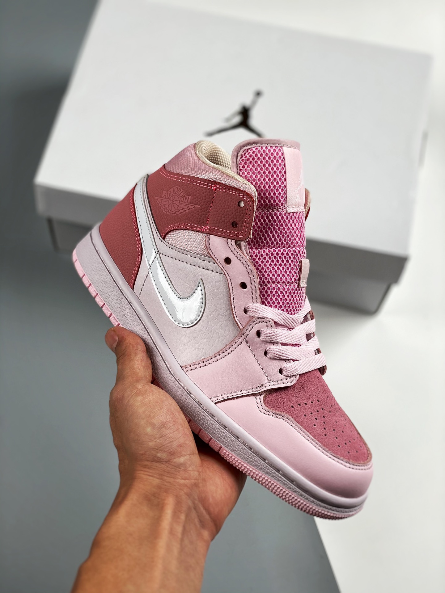 Air Jordan 1 Mid "Digital Pink" Sakura Pink Current best version on the market, gradually listed, full shoe uses origin…
