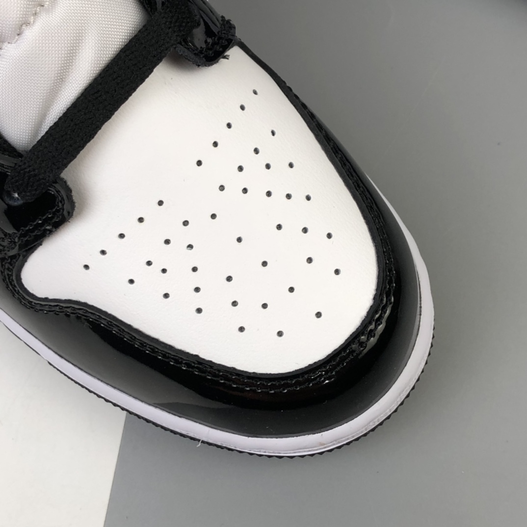 260 纯原公司级 Nike Air Jordan 1 Mid SE AJ1乔1中帮时尚休闲板鞋 CZ9835-100
