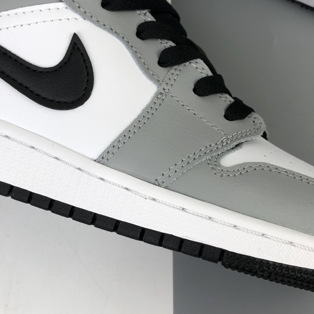 240 纯原公司级Nike Air Jordan 1 Low AJ1低帮时尚休闲板鞋 553560-030