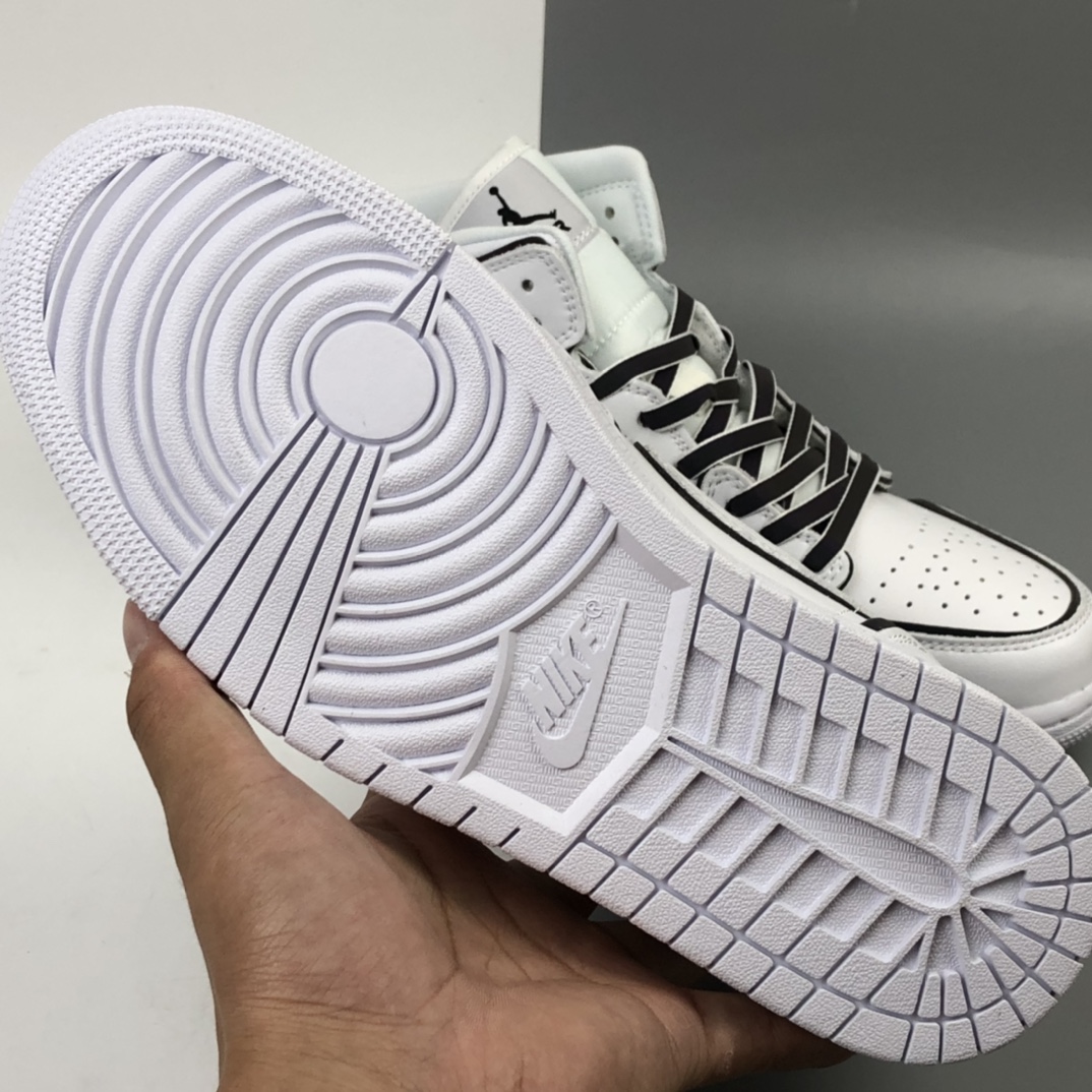 250 Air Jordan 1 Mid RET HI PREM “纯白二次元反光”AJ中邦休闲篮球鞋 CK6587-100