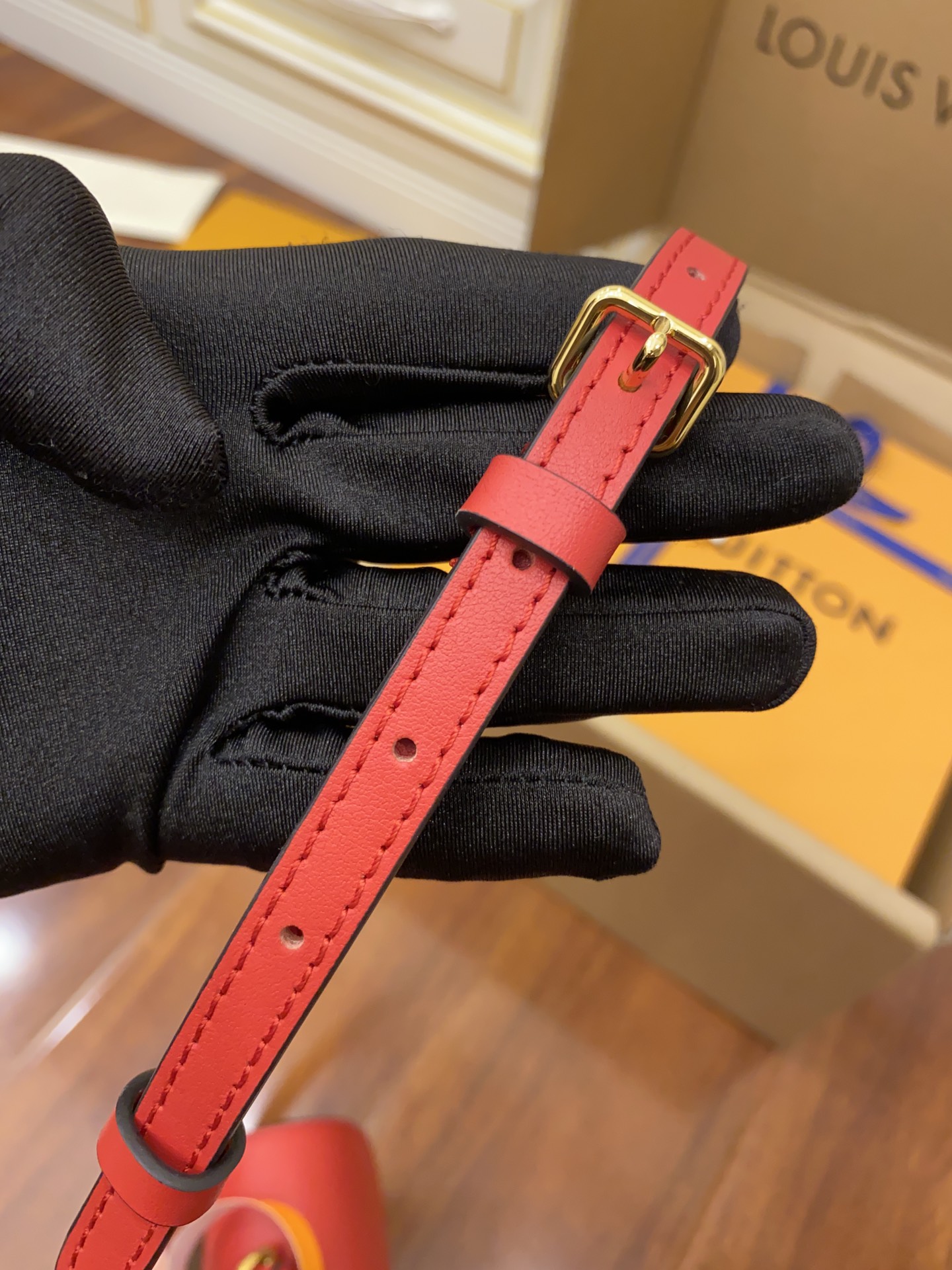 Louis Vuitton LV Locky BB bag M44322