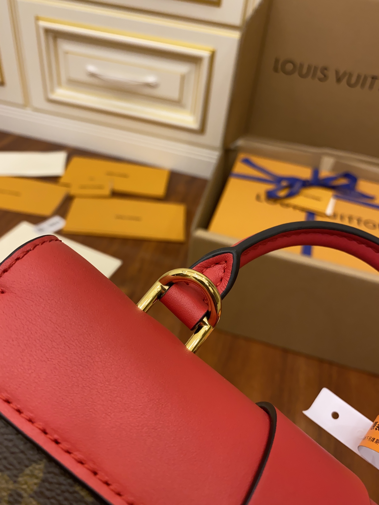 Louis Vuitton LV Locky BB bag M44322