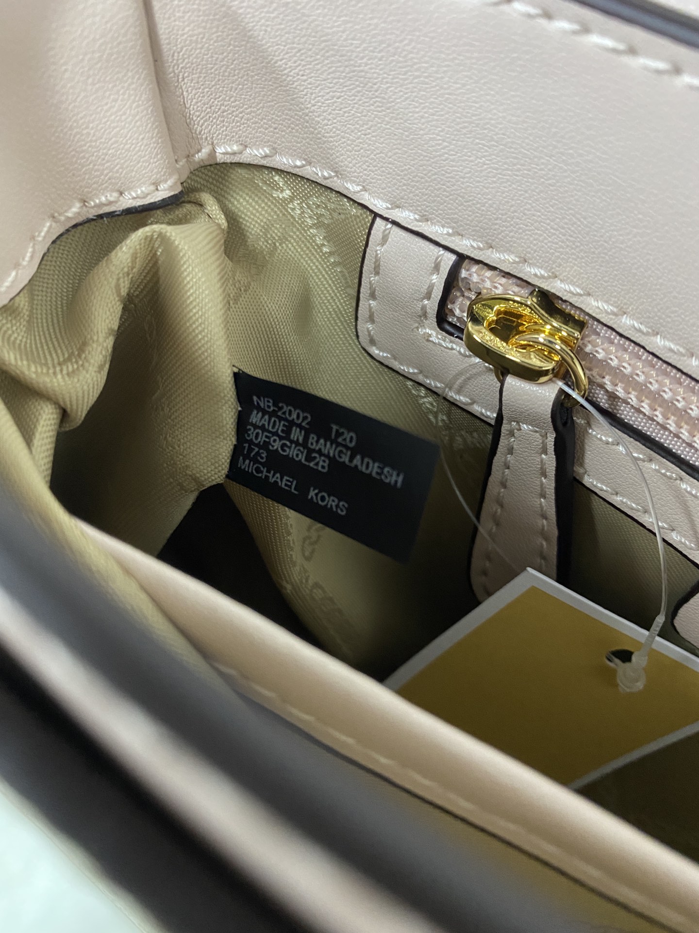 Michael Kors ～mk Jessie 女士单肩包，2020最新鳄鱼皮配老花酒神包