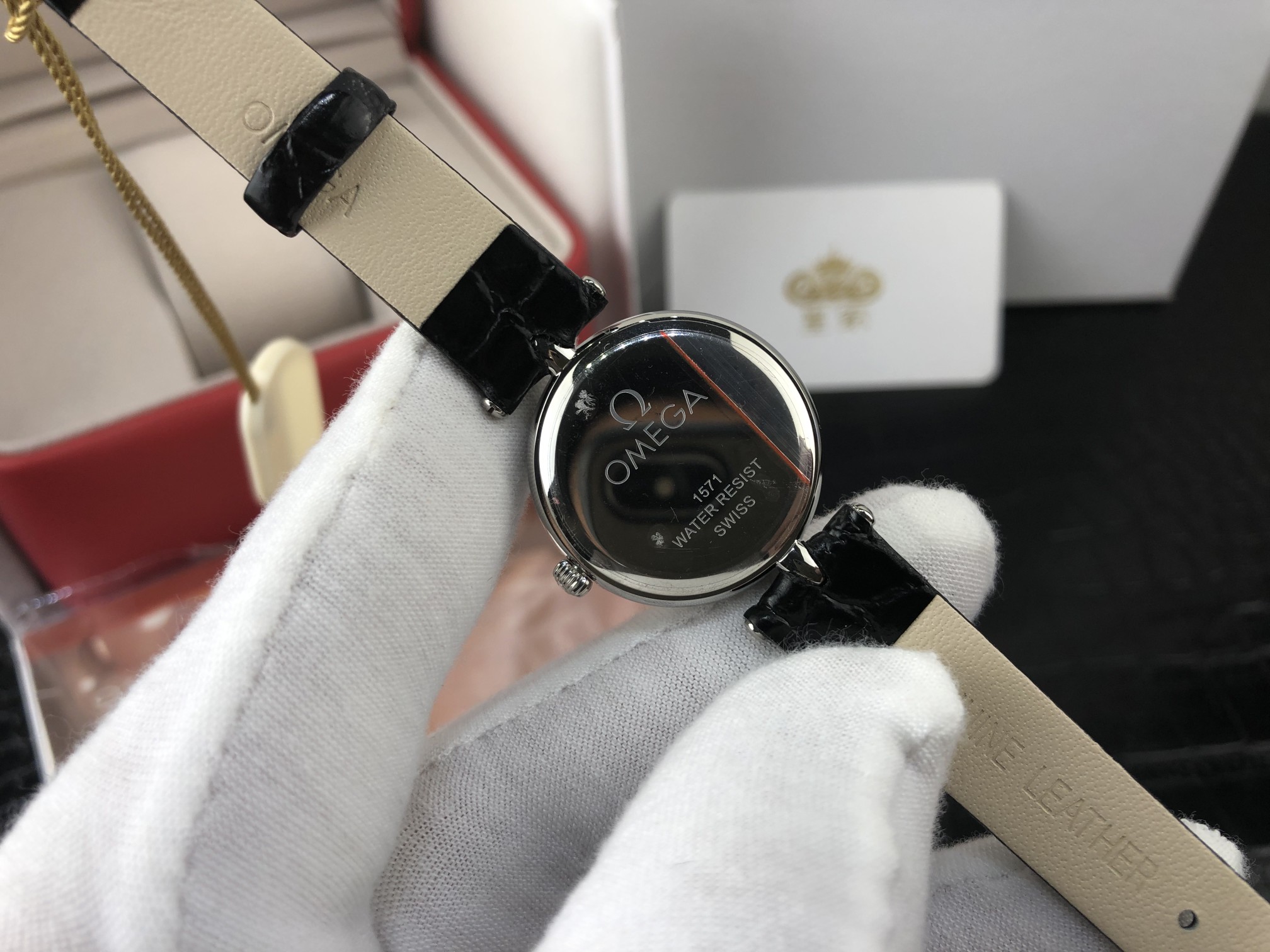 Omega 皇家 欧米茄蝶飞系列女表