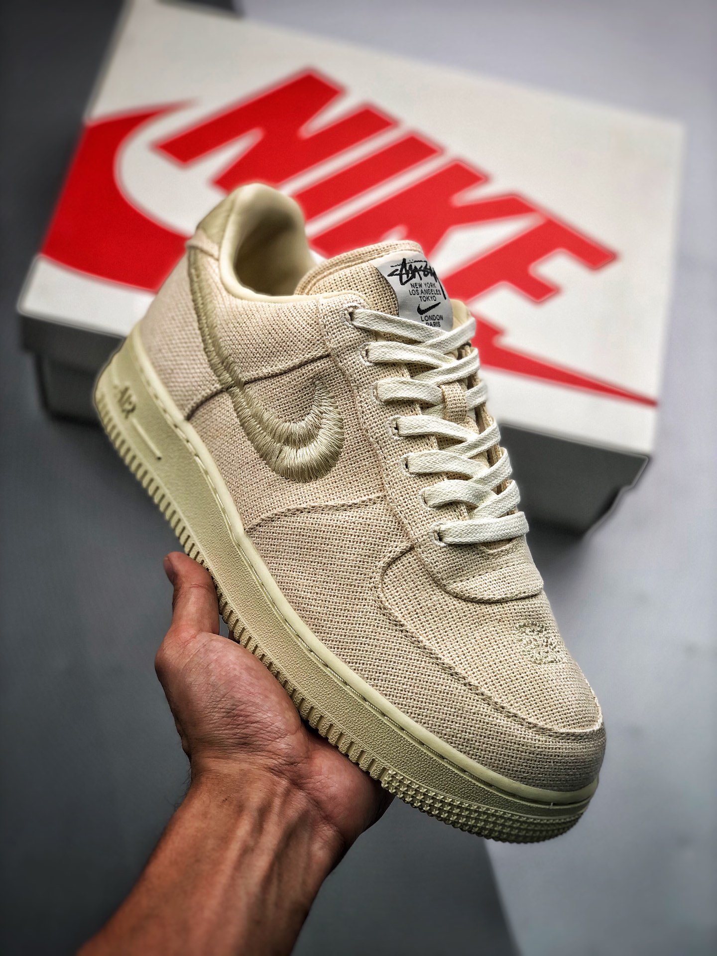 Stussy x Air Force 1 '07 'White Cool' colaboración Stussy Air Force 'lona blanca con logo bordado', datos de desarrollo…