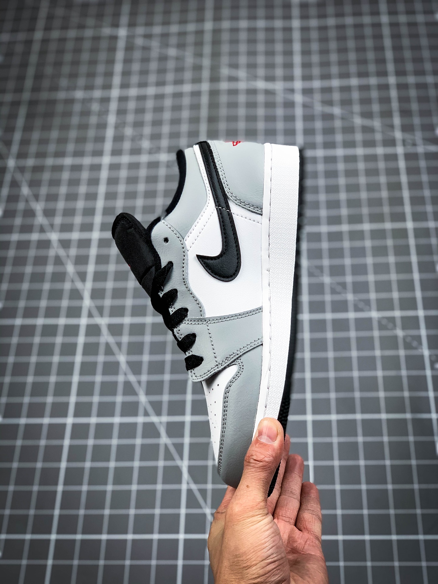 220 AJ1 Low低帮 烟灰 小Dior 市面唯一正确版本 553558-030