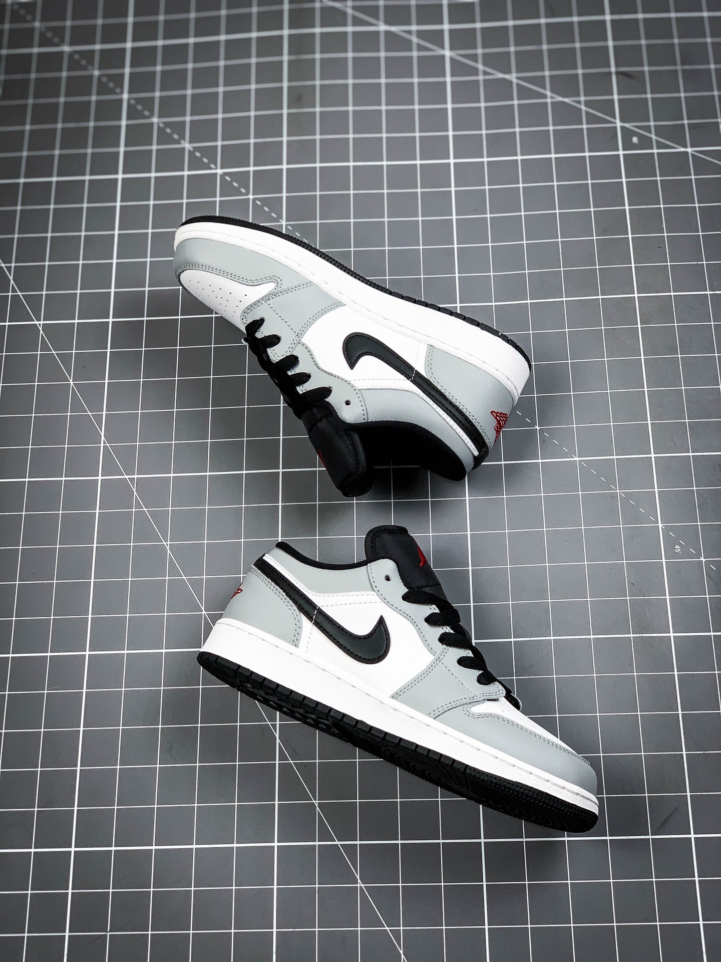 220 AJ1 Low低帮 烟灰 小Dior 市面唯一正确版本 553558-030