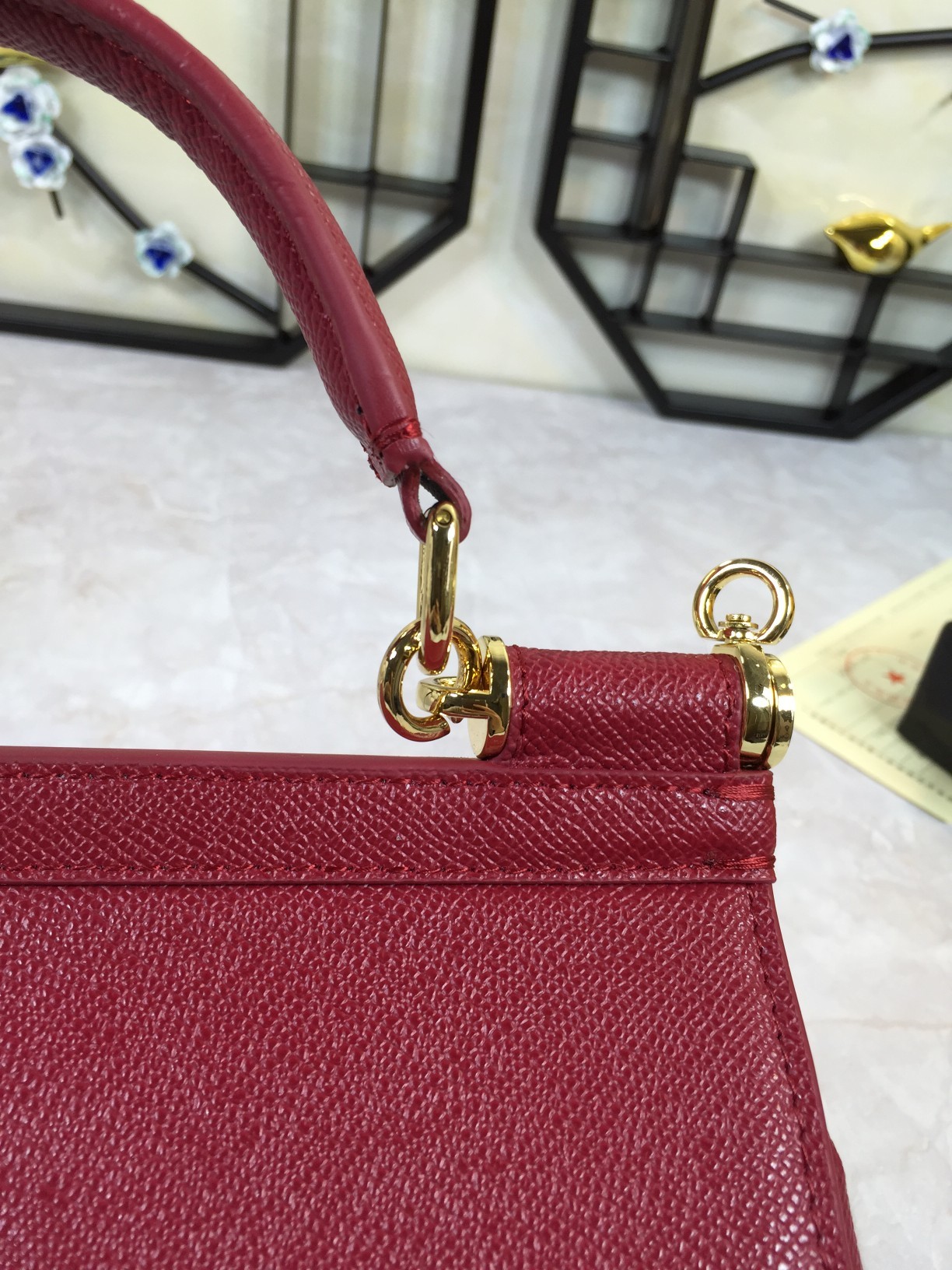 小号高端货Dolce&Gabbana杜嘉班纳斜挎女包细腻手工制造经典款纯色百搭众多明星的最爱可斜挎配镜子