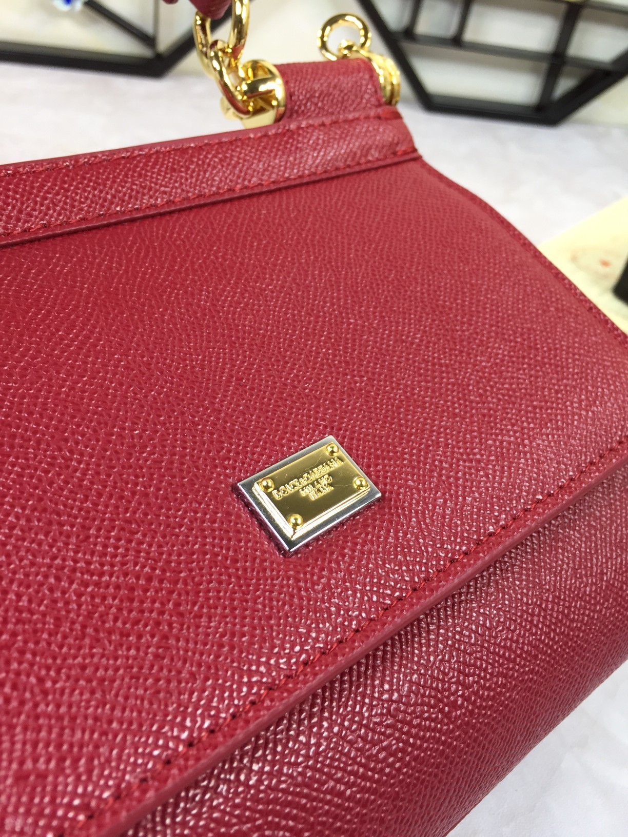 小号高端货Dolce&Gabbana杜嘉班纳斜挎女包细腻手工制造经典款纯色百搭众多明星的最爱可斜挎配镜子