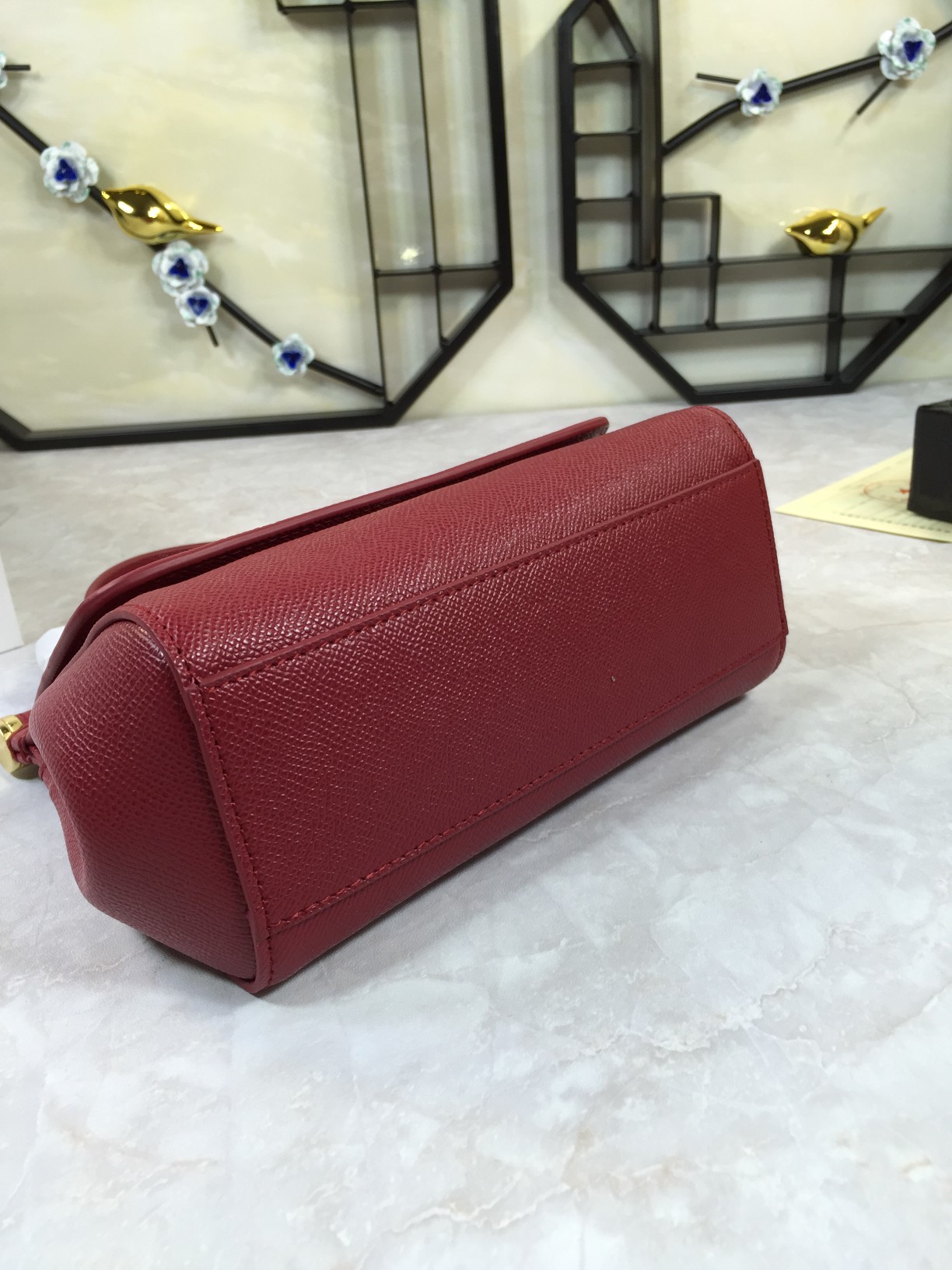 小号高端货Dolce&Gabbana杜嘉班纳斜挎女包细腻手工制造经典款纯色百搭众多明星的最爱可斜挎配镜子