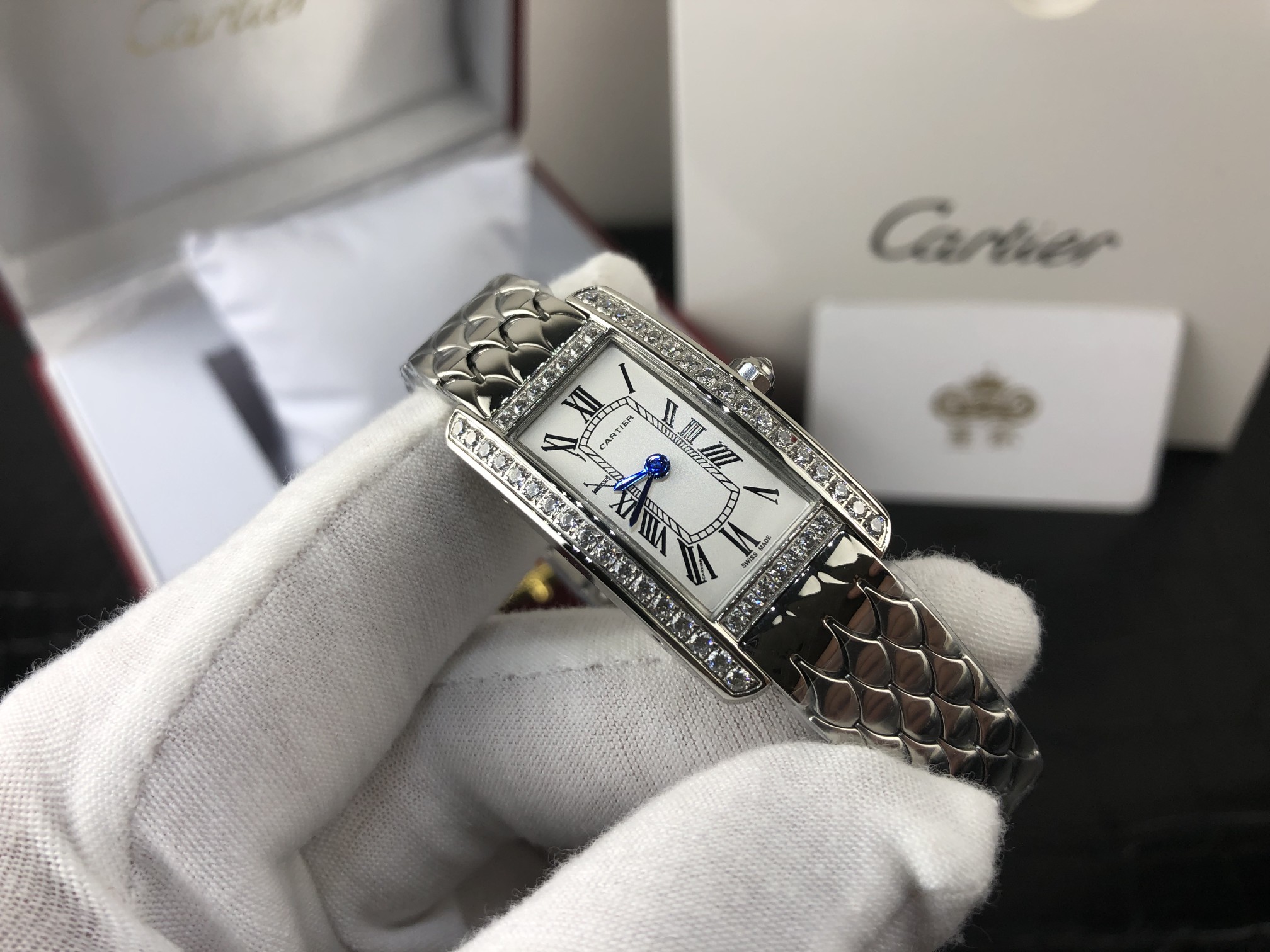 Cartier 皇家 卡地亚坦克系列WB710009女表