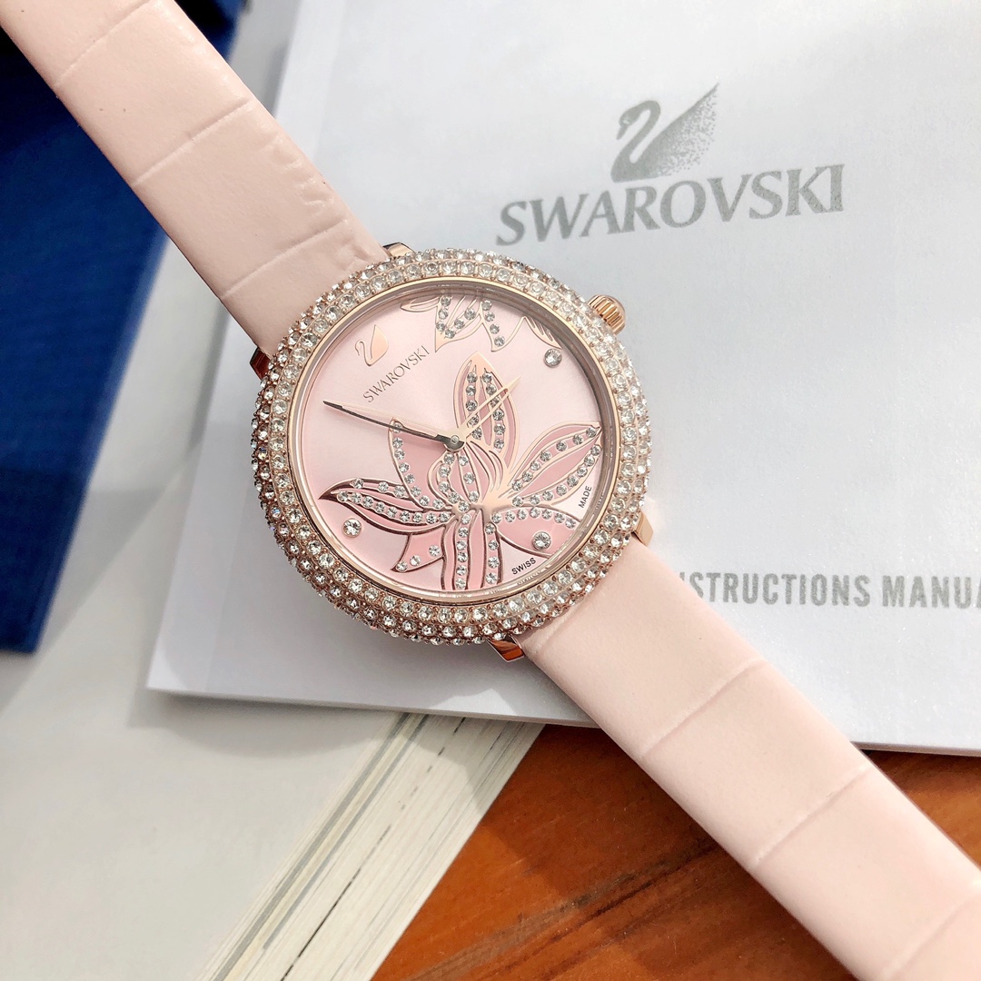 Часы Swarovski