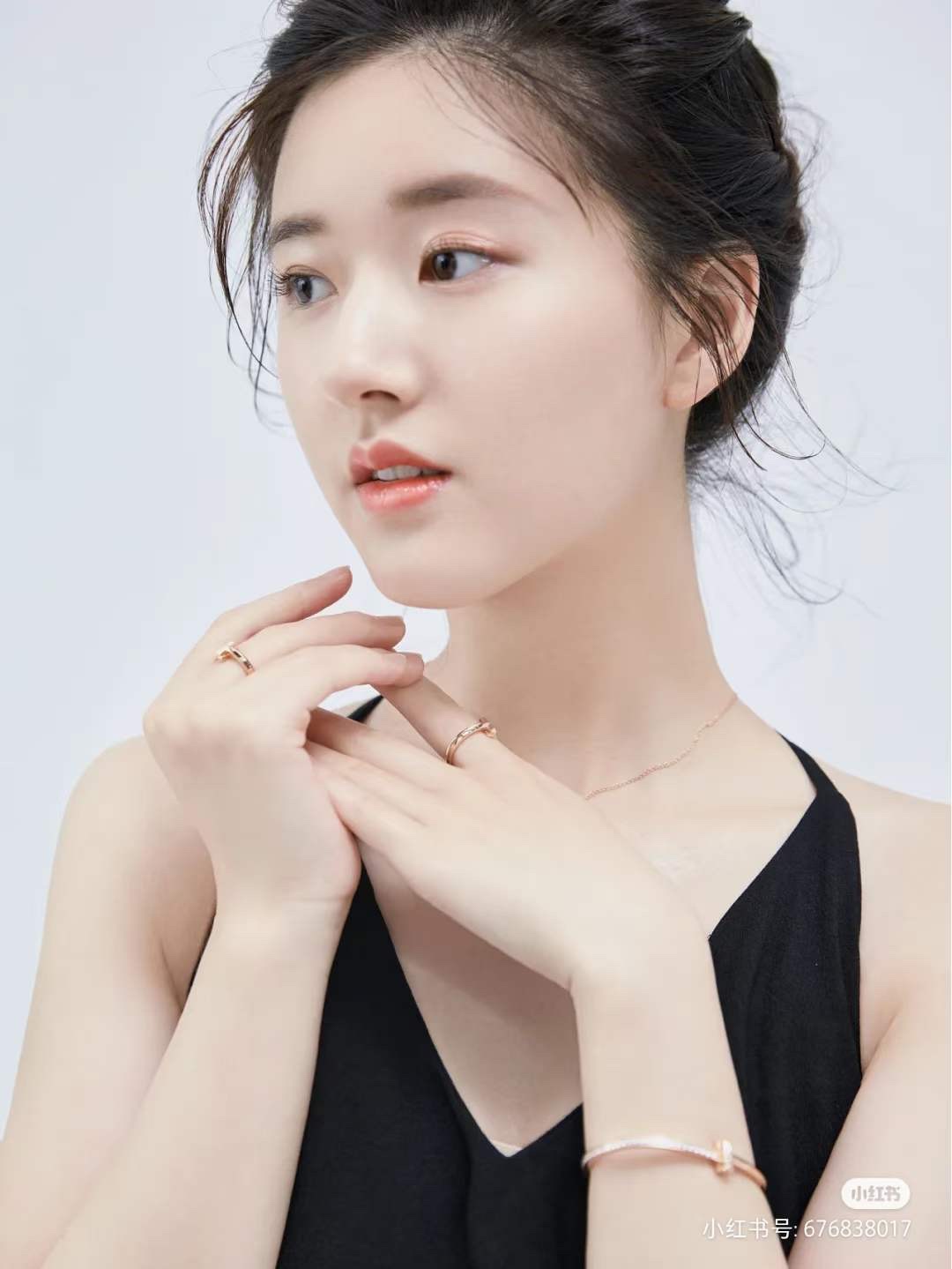 Tiffany & Co. 赵露思 易烊千玺同款
