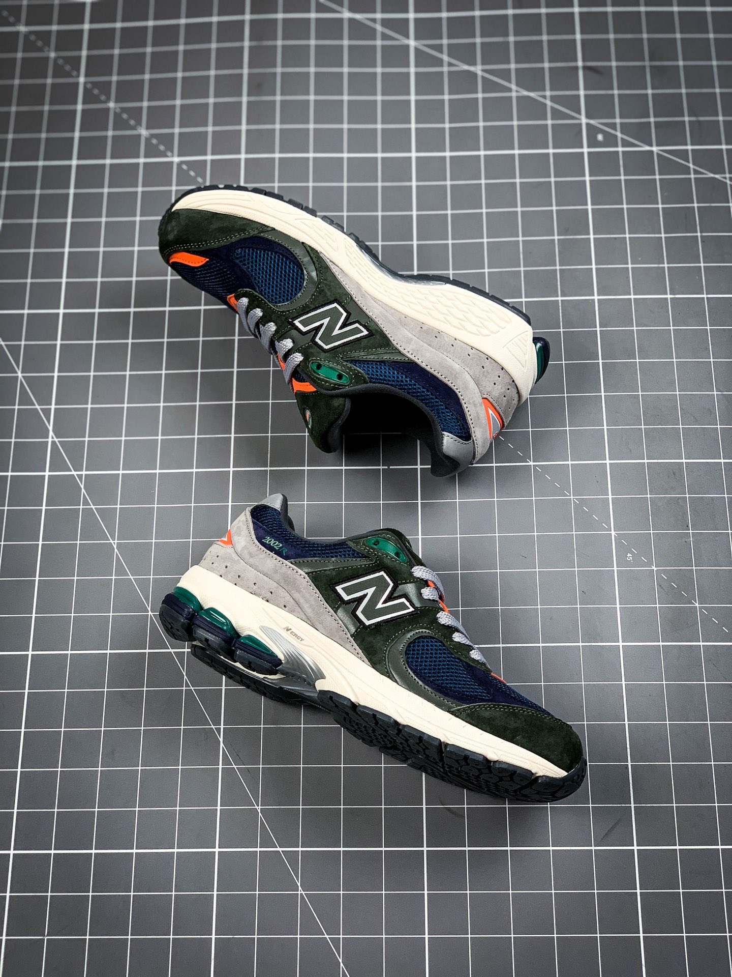 220  New Balance 新百伦 ML2002RF 复古休闲跑步鞋