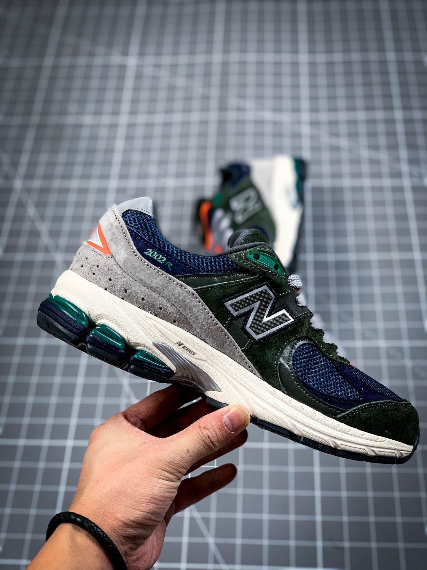 220  New Balance 新百伦 ML2002RF 复古休闲跑步鞋