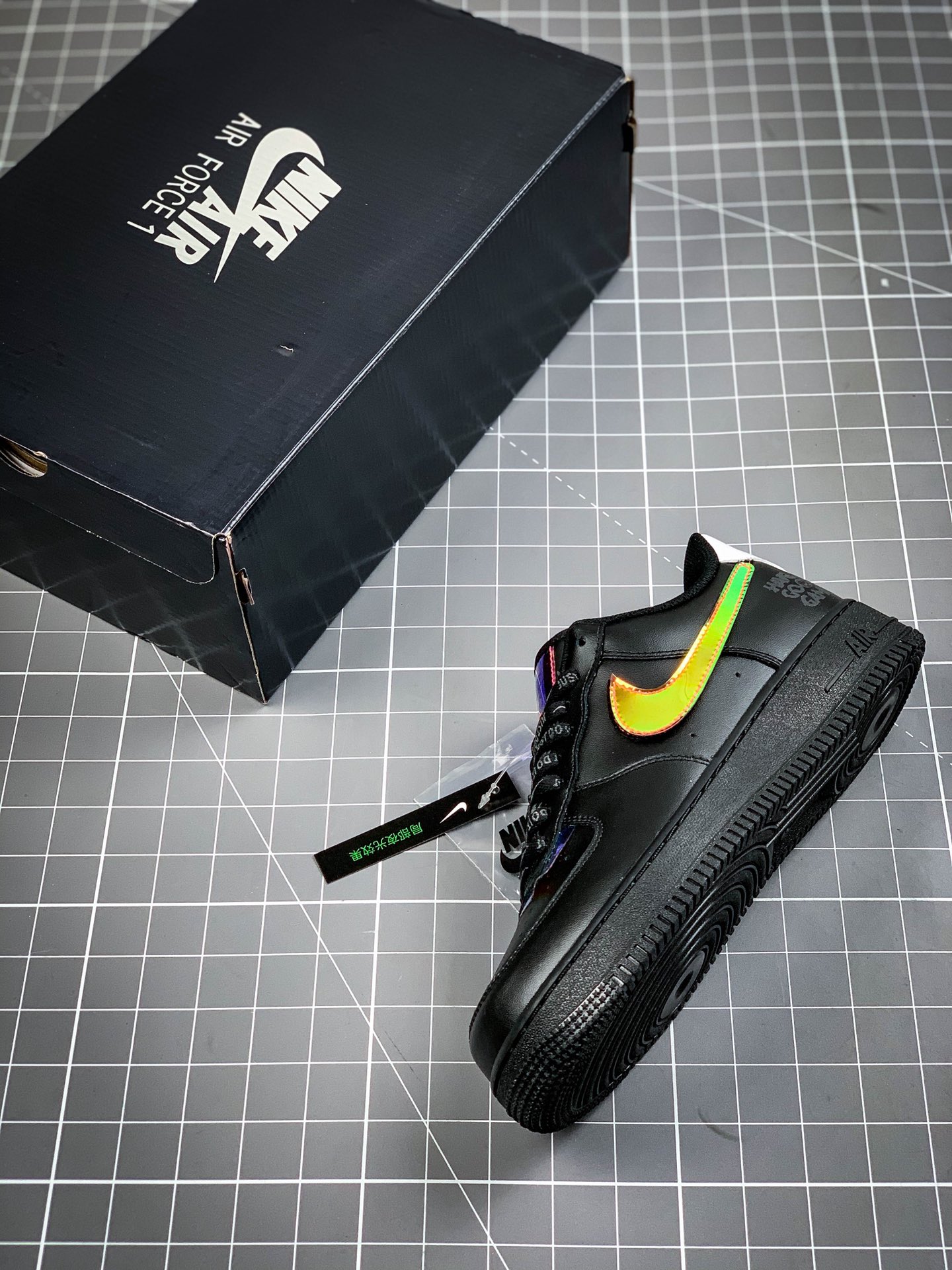 200  Nike Air Force 1 ” Good Game ” 电玩 魔术贴Swoosh 空军一号低帮休闲运动板鞋 DC0710-101