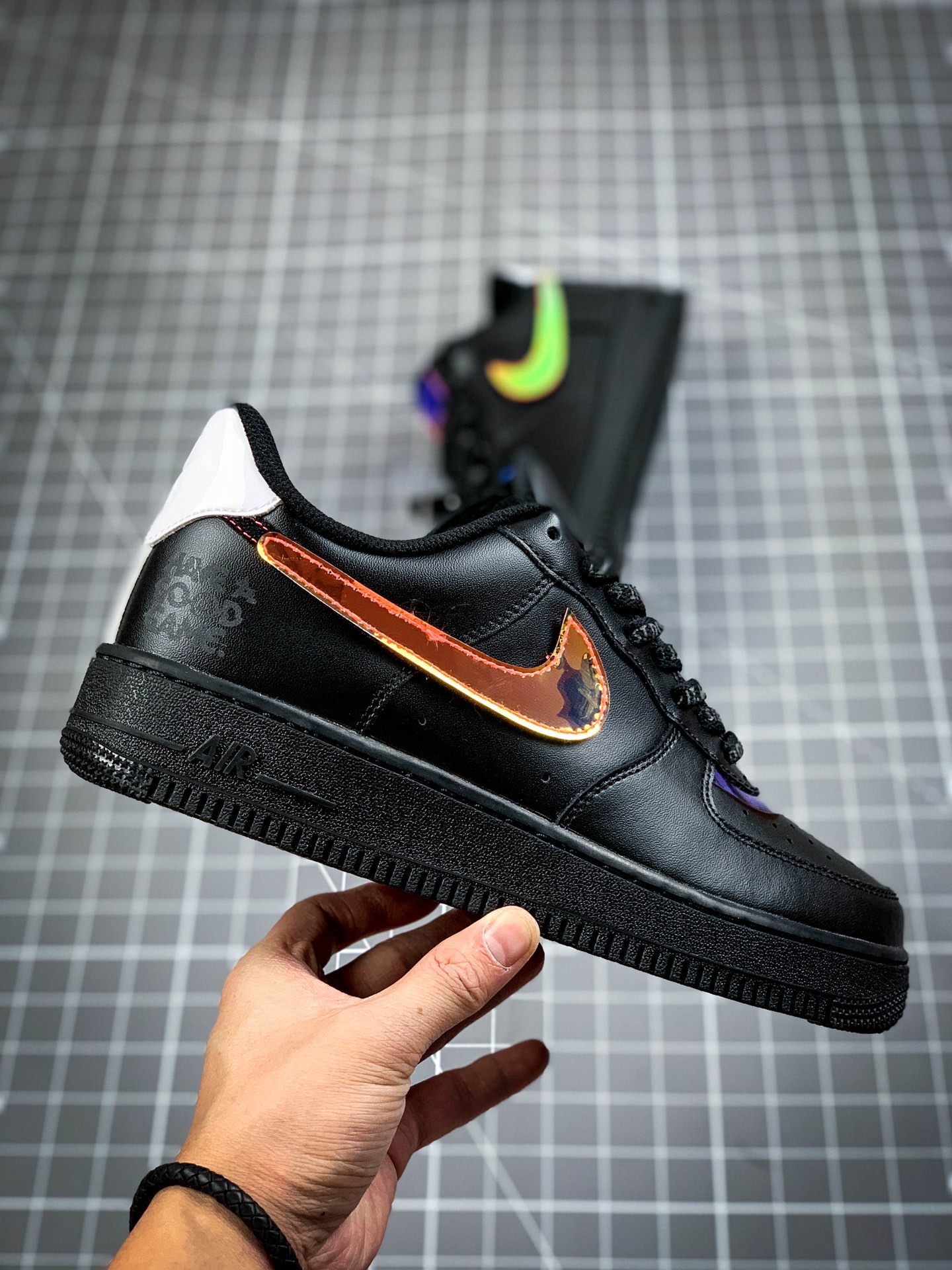 200  Nike Air Force 1 ” Good Game ” 电玩 魔术贴Swoosh 空军一号低帮休闲运动板鞋 DC0710-101