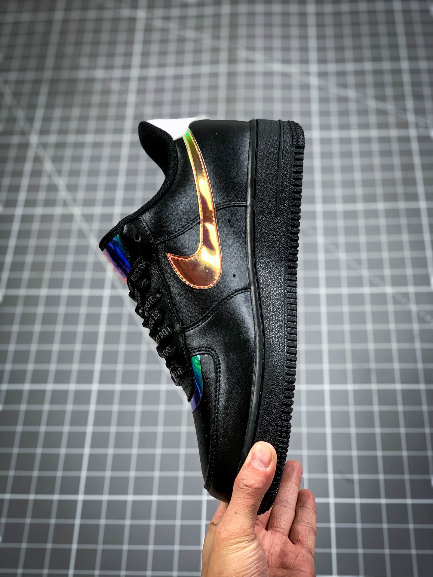 200  Nike Air Force 1 ” Good Game ” 电玩 魔术贴Swoosh 空军一号低帮休闲运动板鞋 DC0710-101