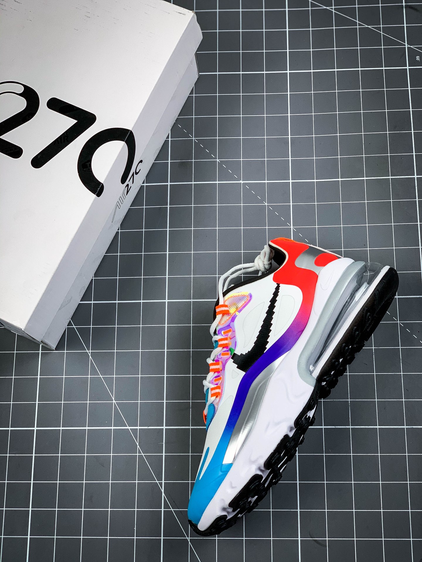 200 耐克 Nike Air Max 270 React “电玩 英雄联盟 ”DC0833-101