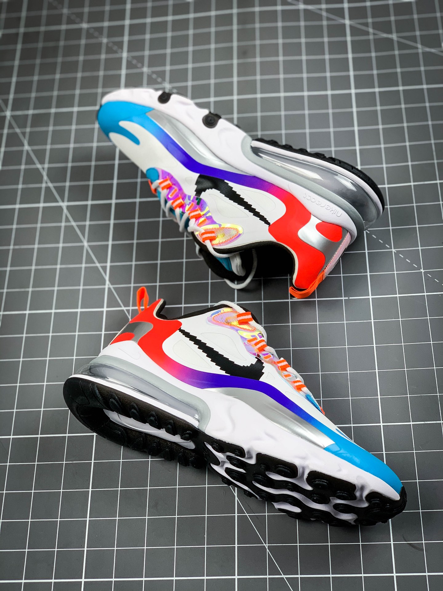 200 耐克 Nike Air Max 270 React “电玩 英雄联盟 ”DC0833-101